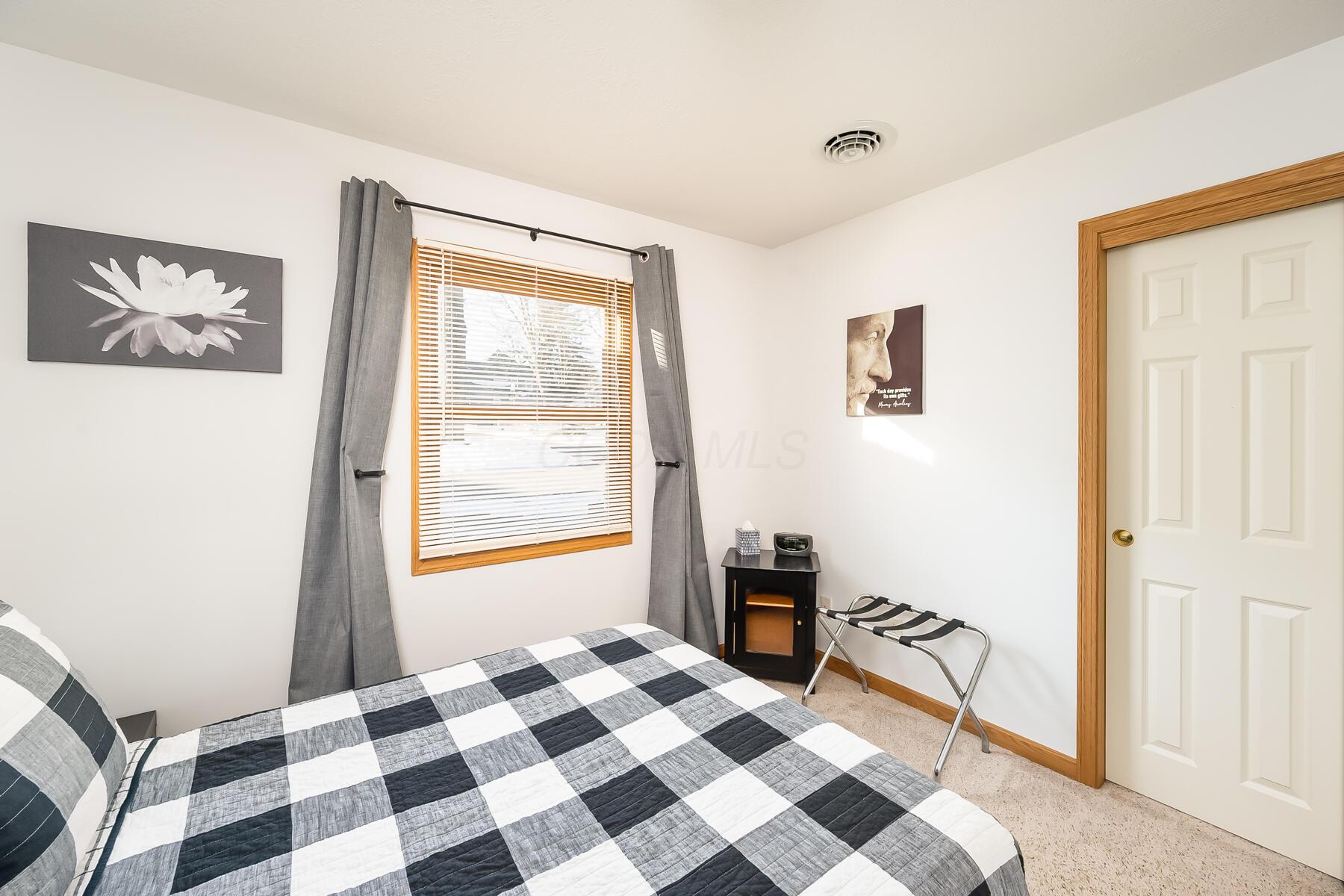 203 W Third Street Property Photo 36