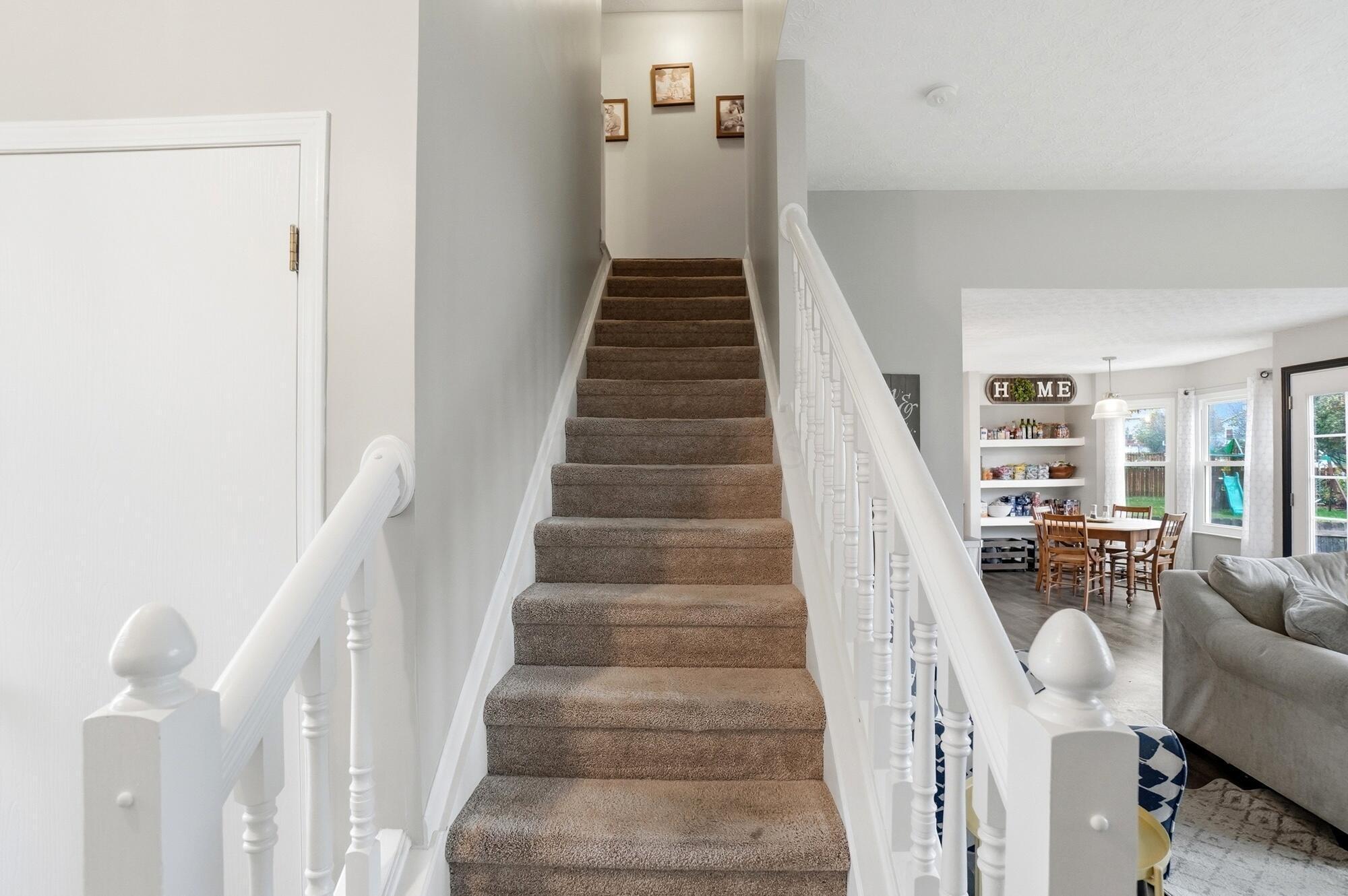 82 Lantern Chase Drive Property Photo 13