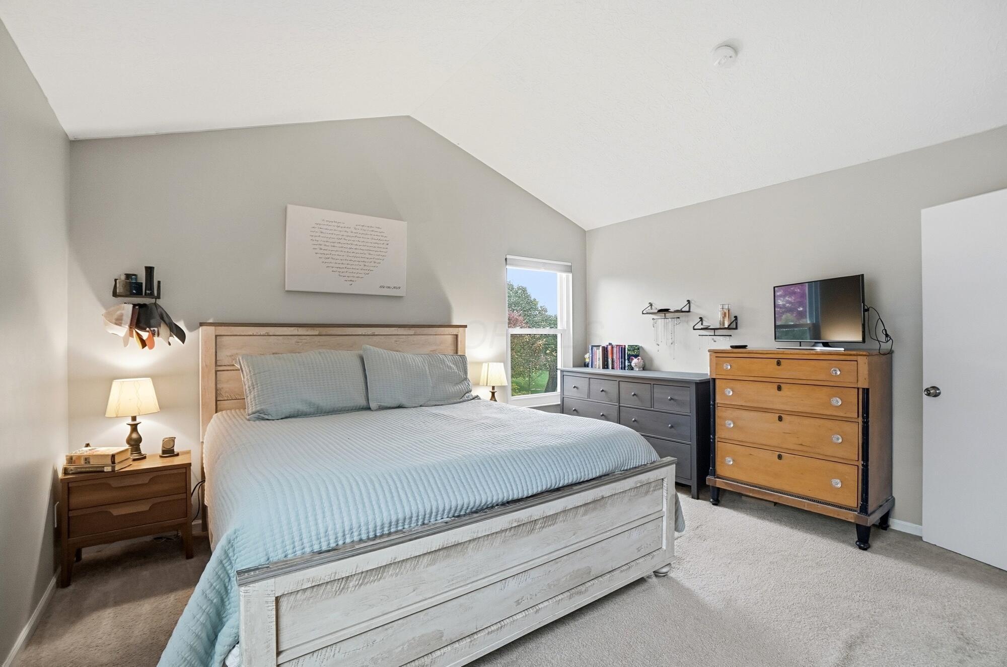 82 Lantern Chase Drive Property Photo 16