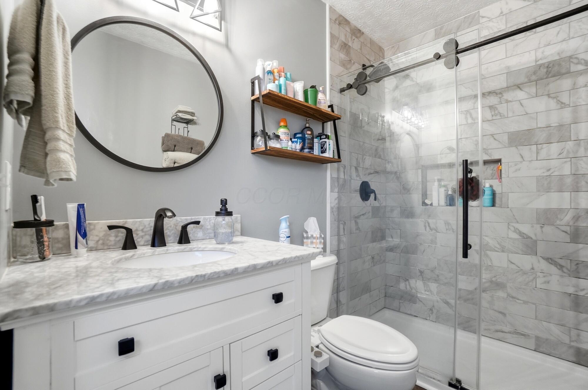 82 Lantern Chase Drive Property Photo 17