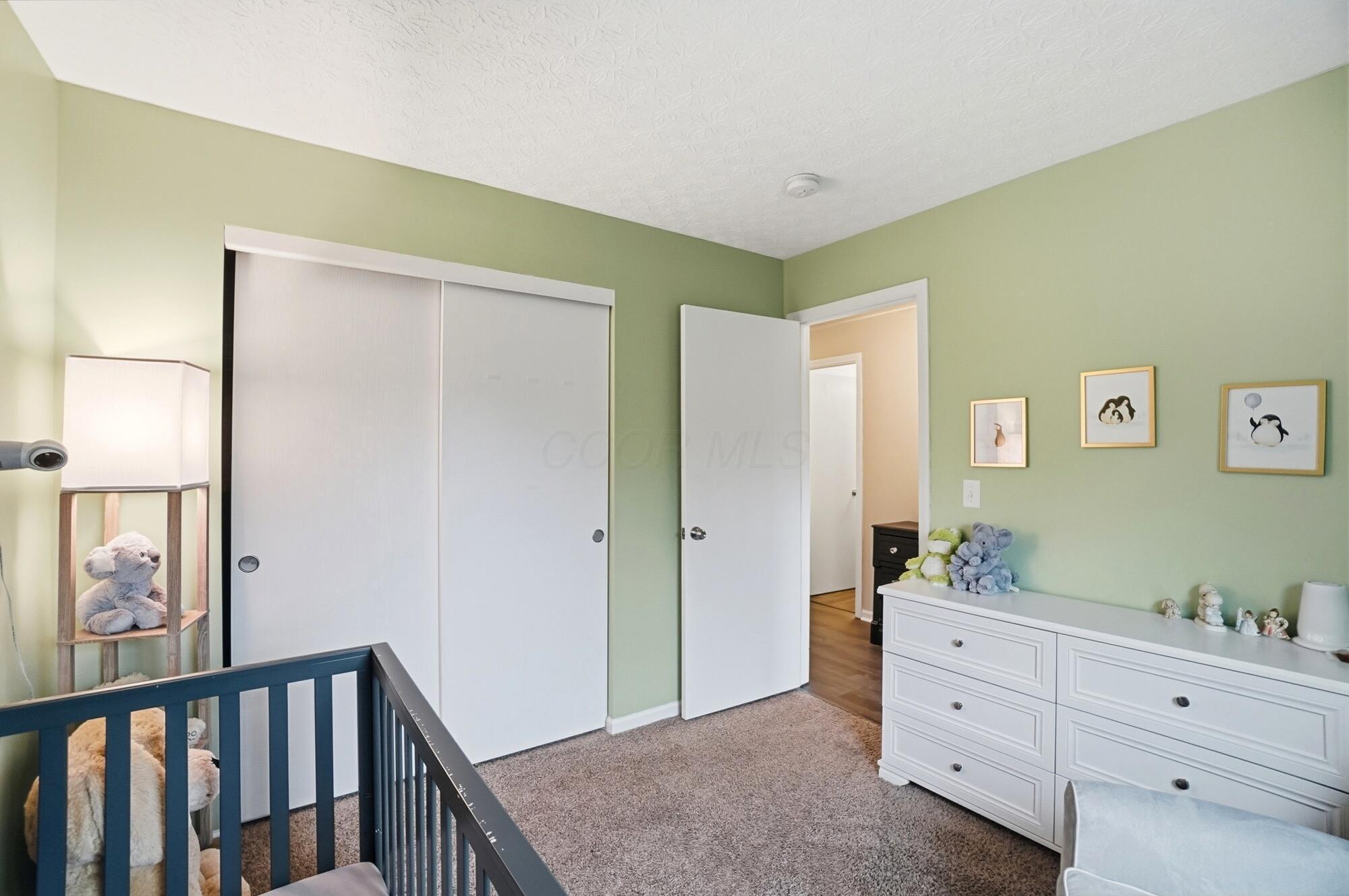 82 Lantern Chase Drive Property Photo 20