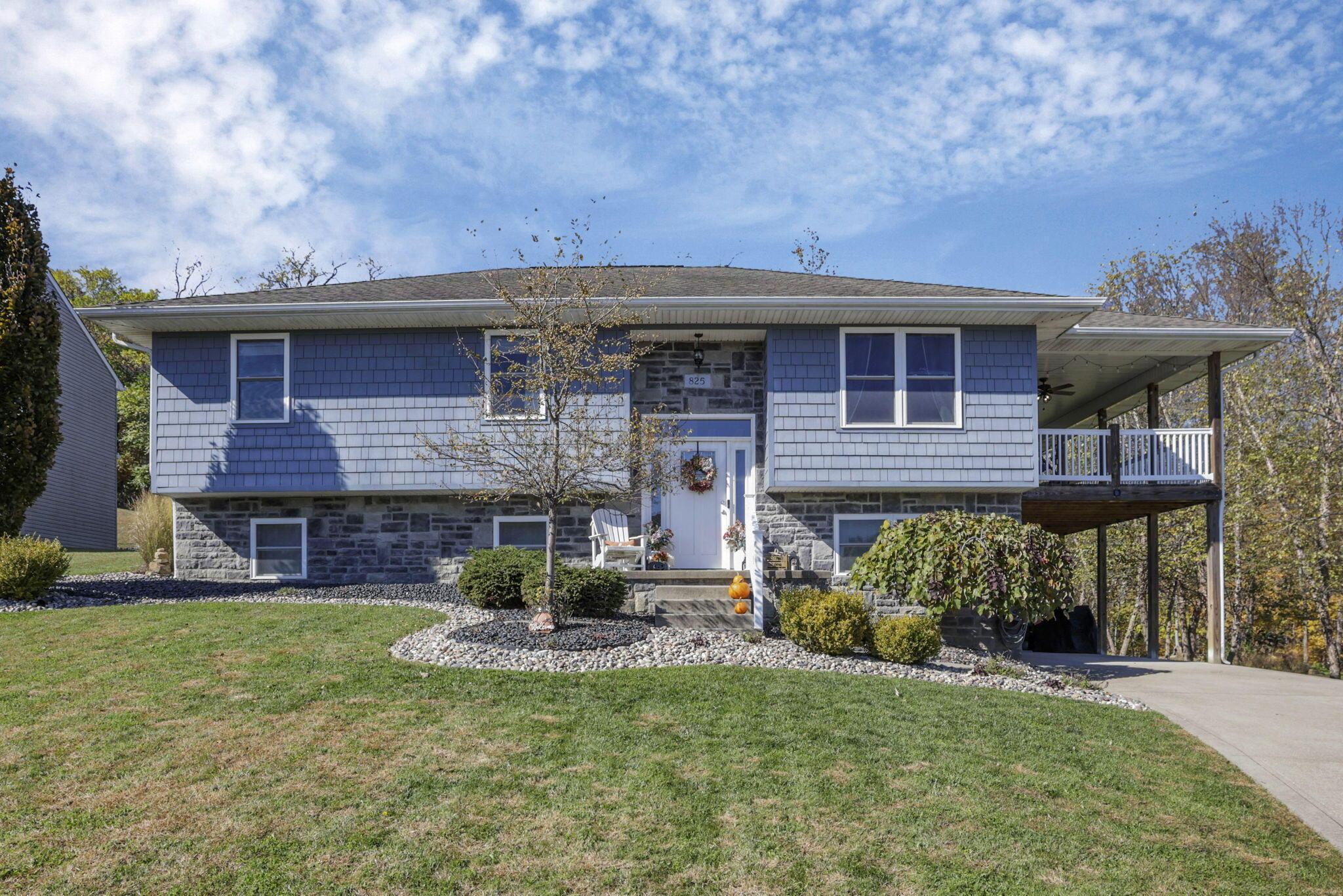 825 Edgehill Drive Property Photo 1