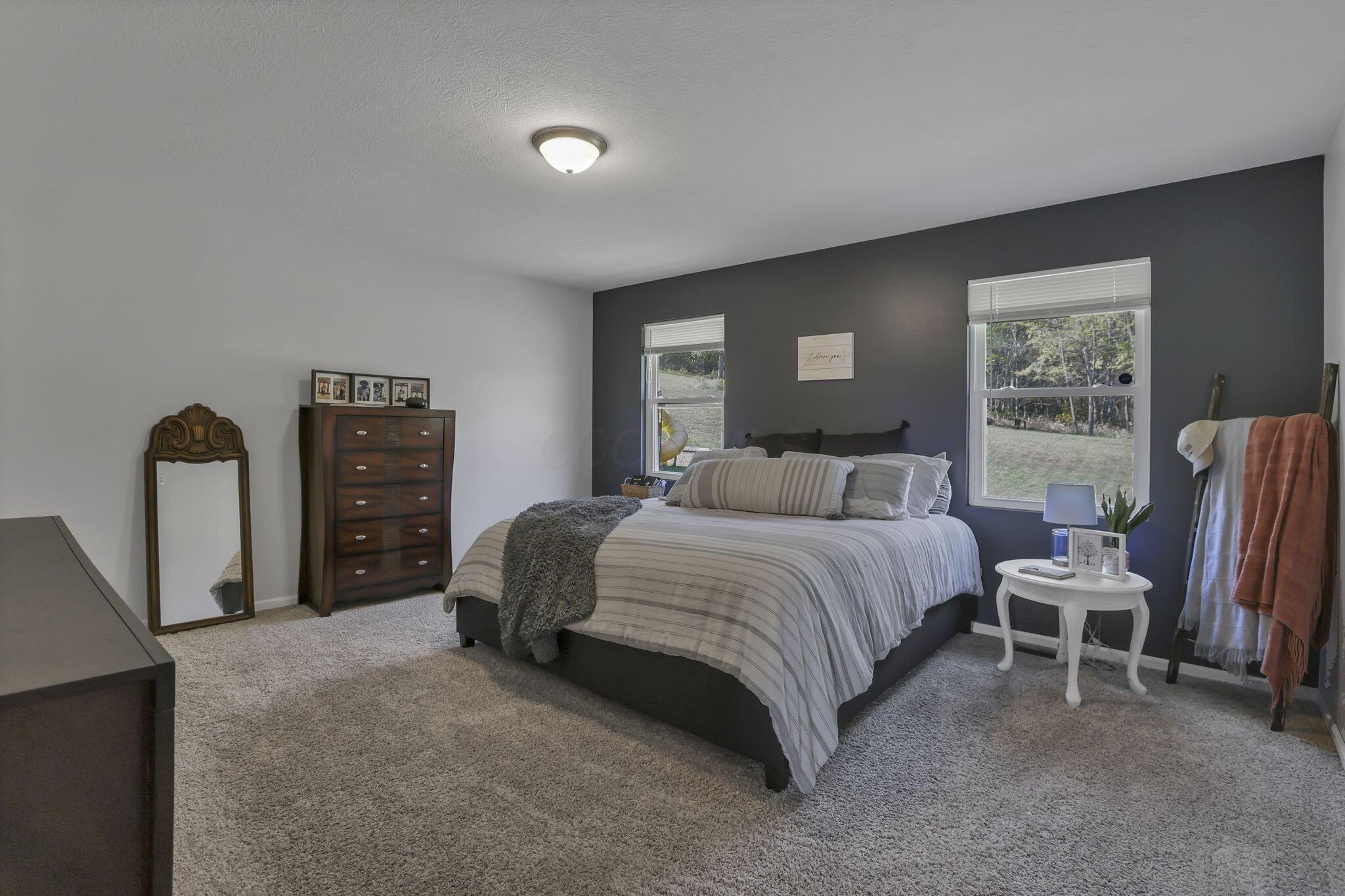 825 Edgehill Drive Property Photo 17