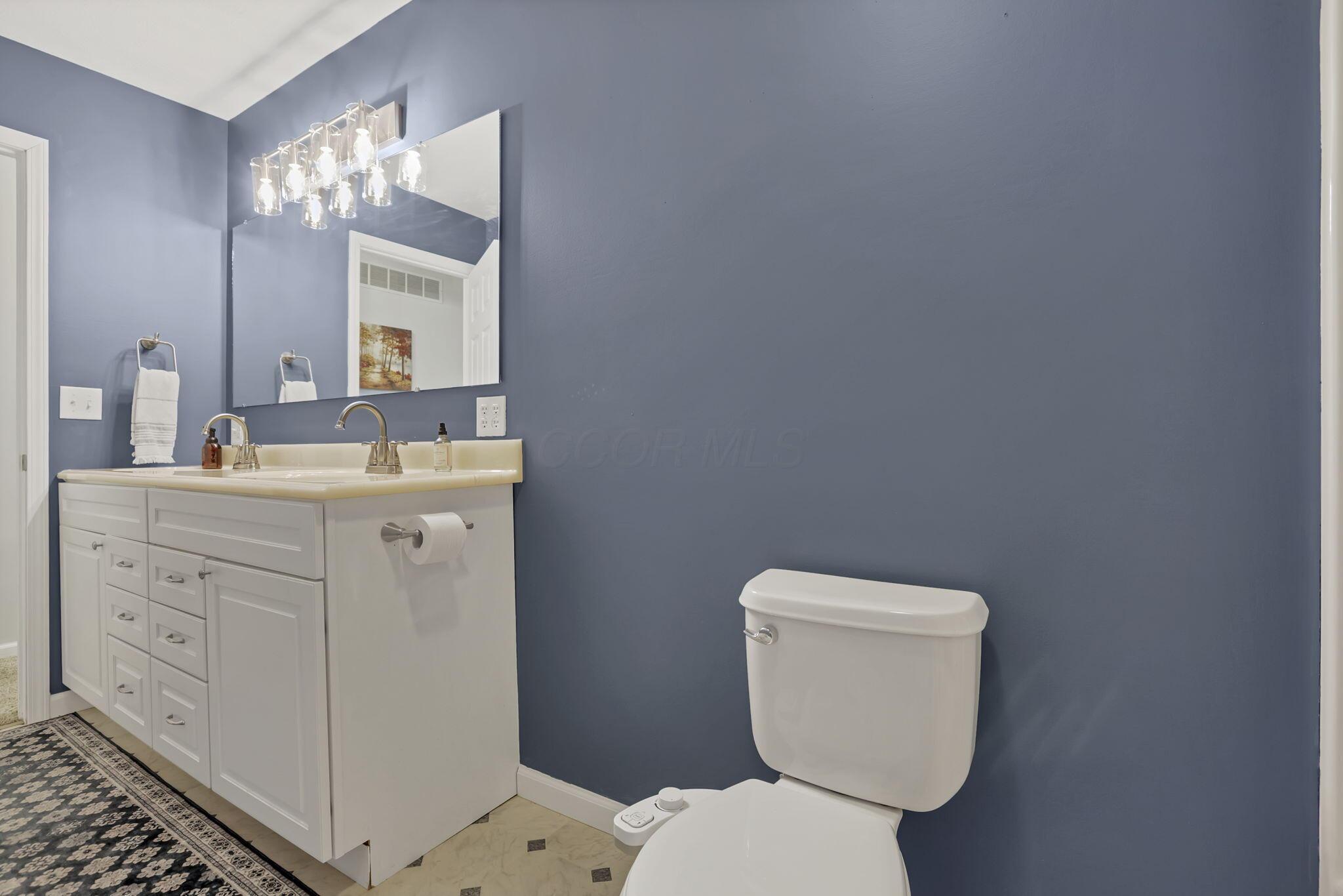 825 Edgehill Drive Property Photo 20