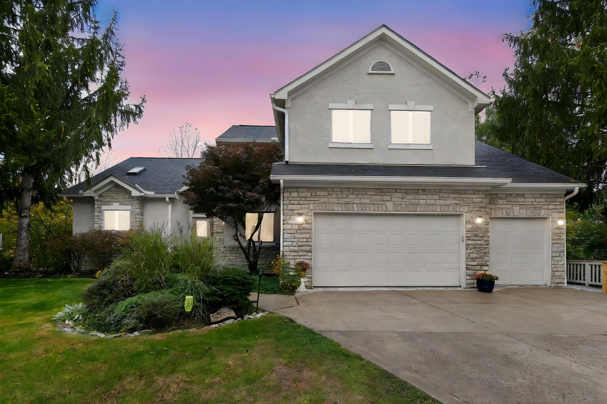 3694 Waverly Place Drive Property Photo 1