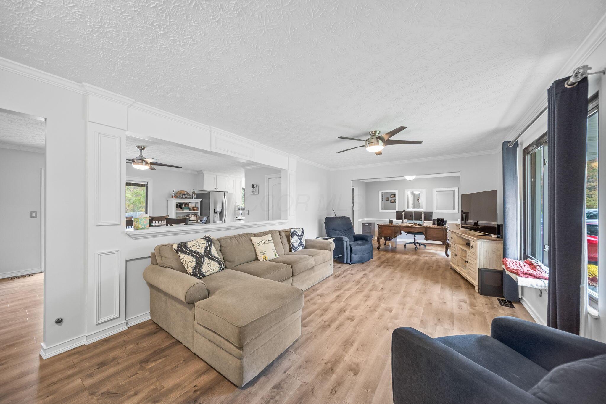 200 Greenbrier Road Property Photo 6