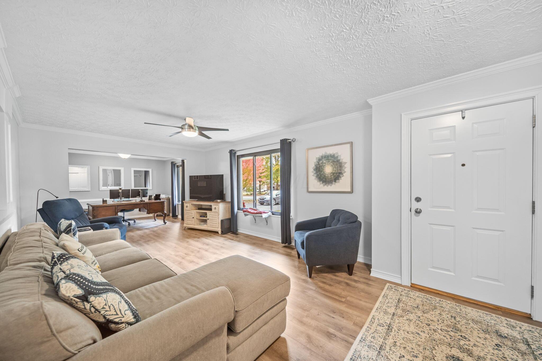 200 Greenbrier Road Property Photo 7