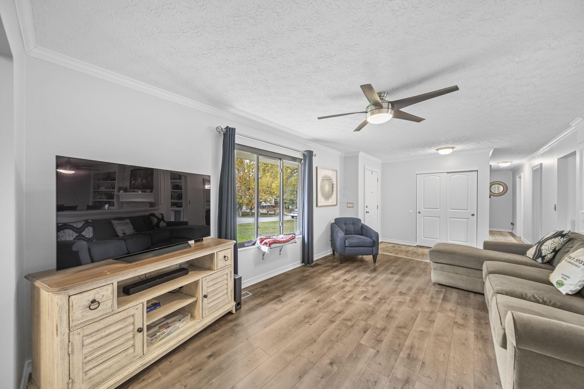 200 Greenbrier Road Property Photo 8