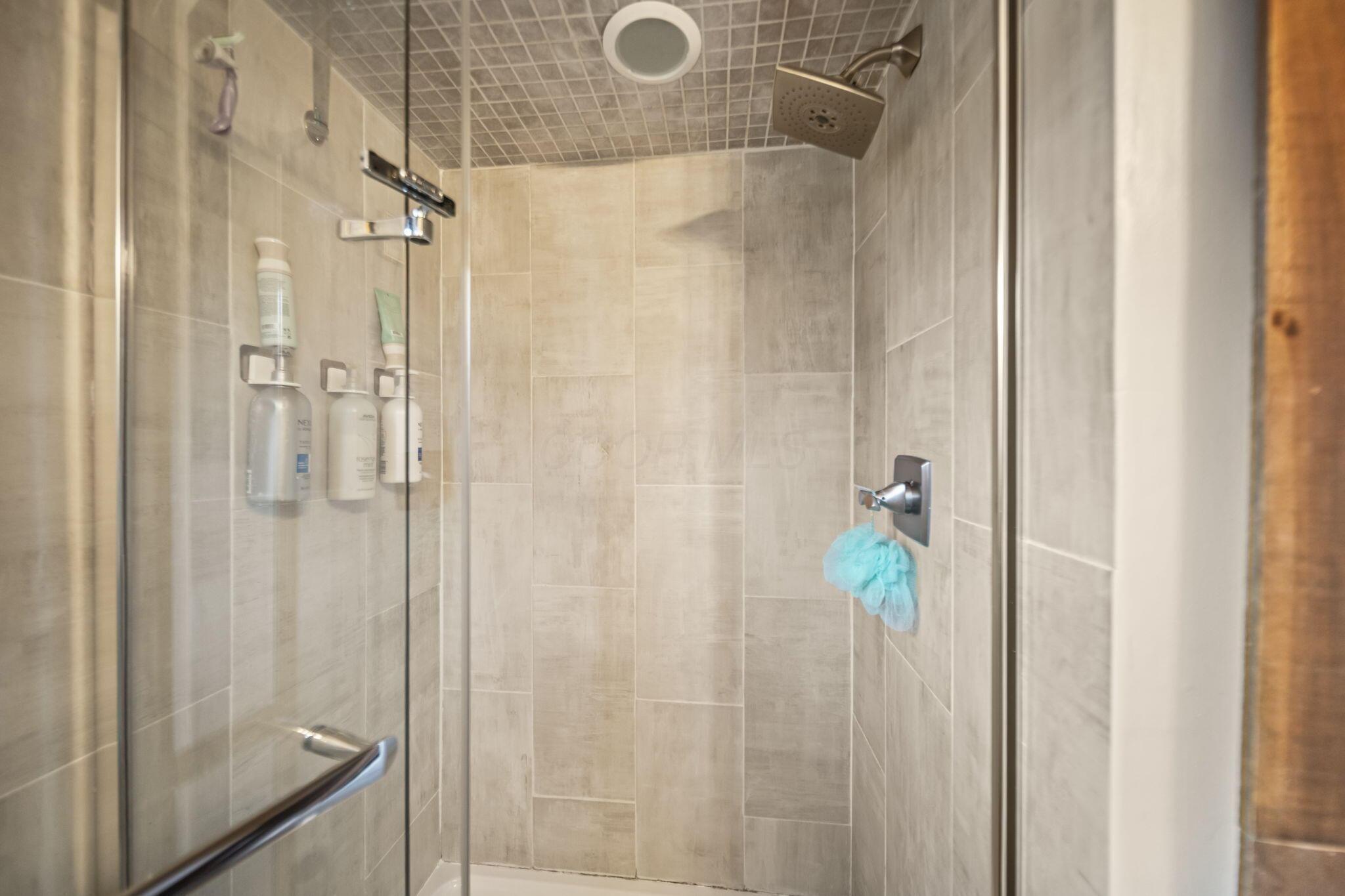 200 Greenbrier Road Property Photo 28