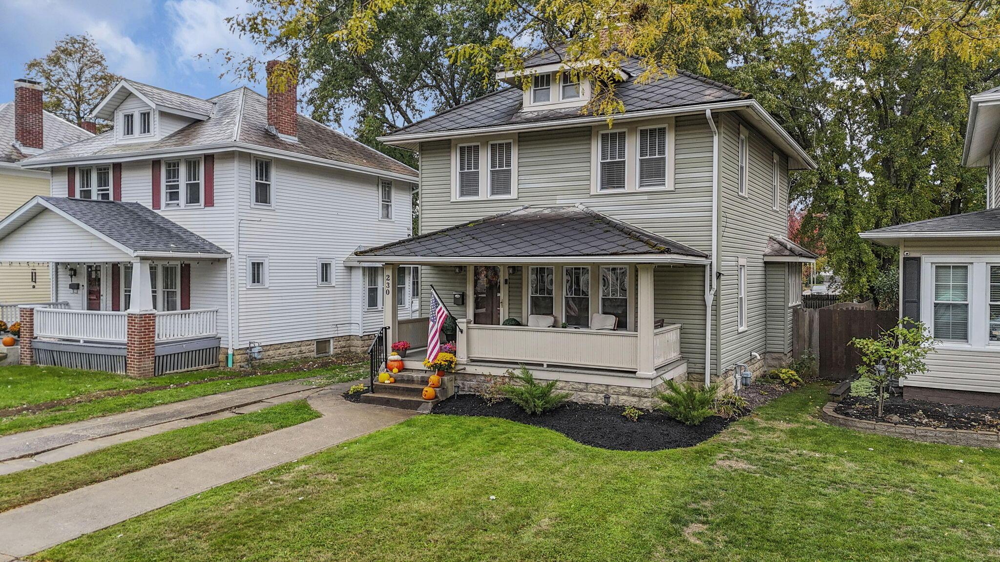 230 Lake Street Property Photo 5