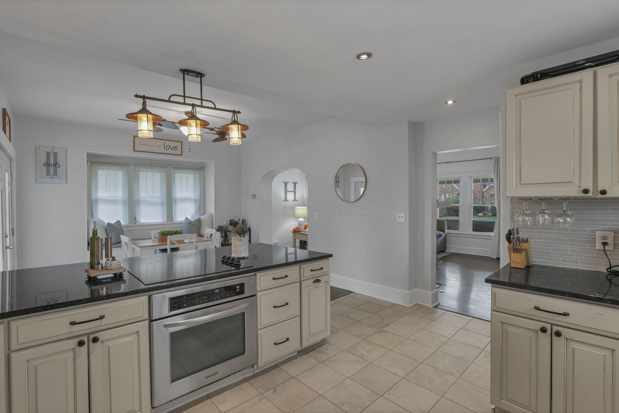 230 Lake Street Property Photo 20