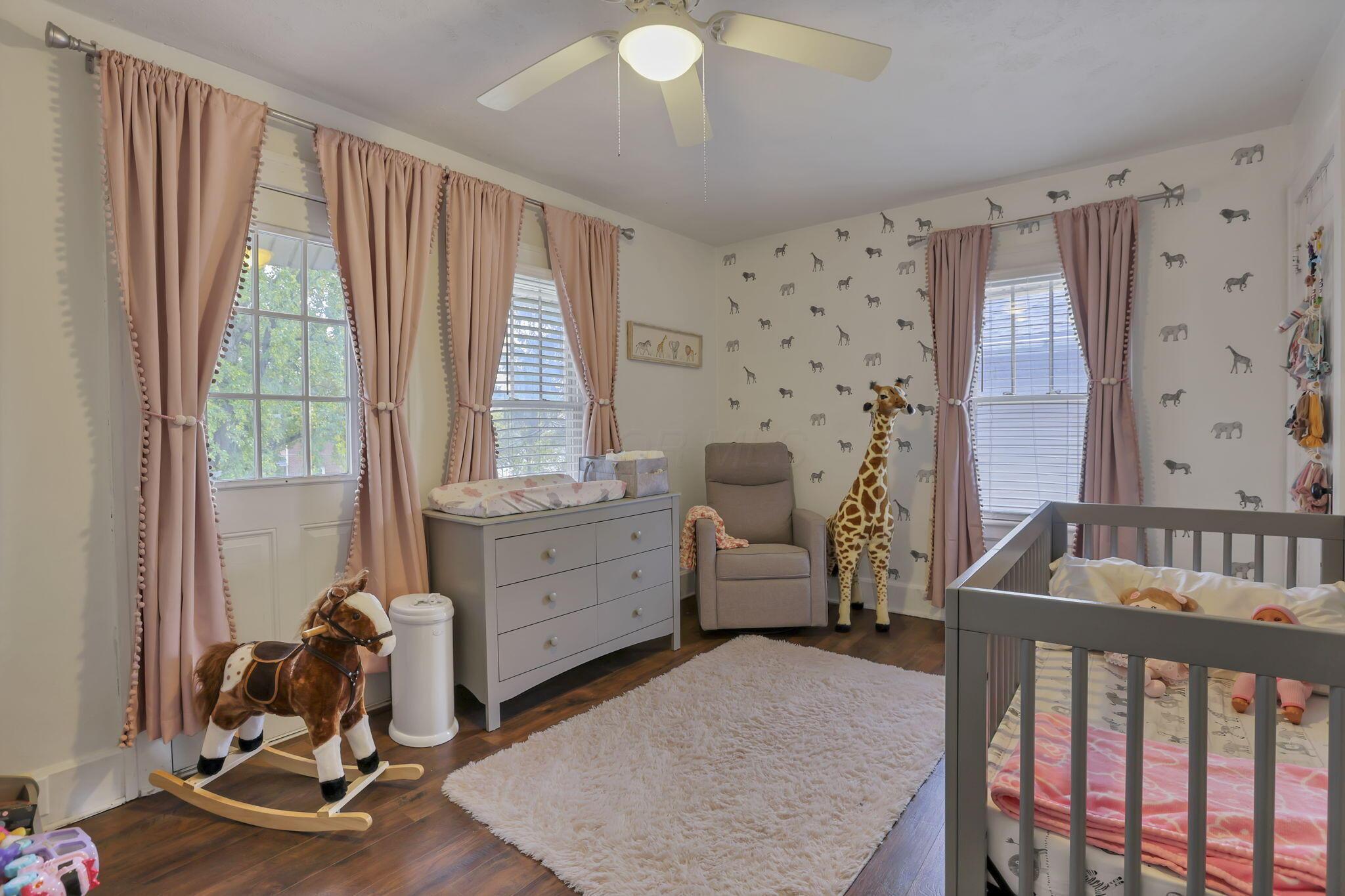 230 Lake Street Property Photo 31