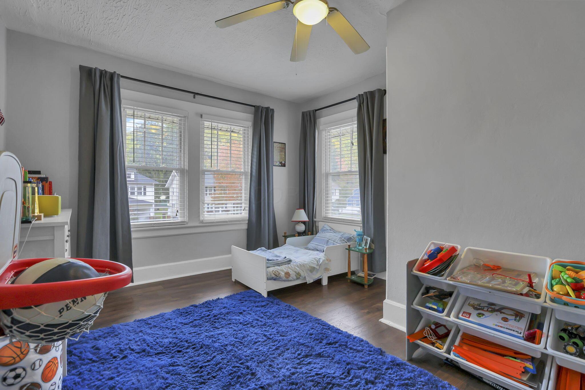 230 Lake Street Property Photo 33