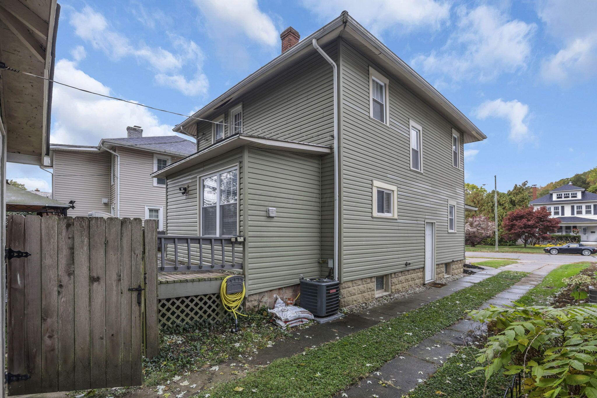 230 Lake Street Property Photo 40