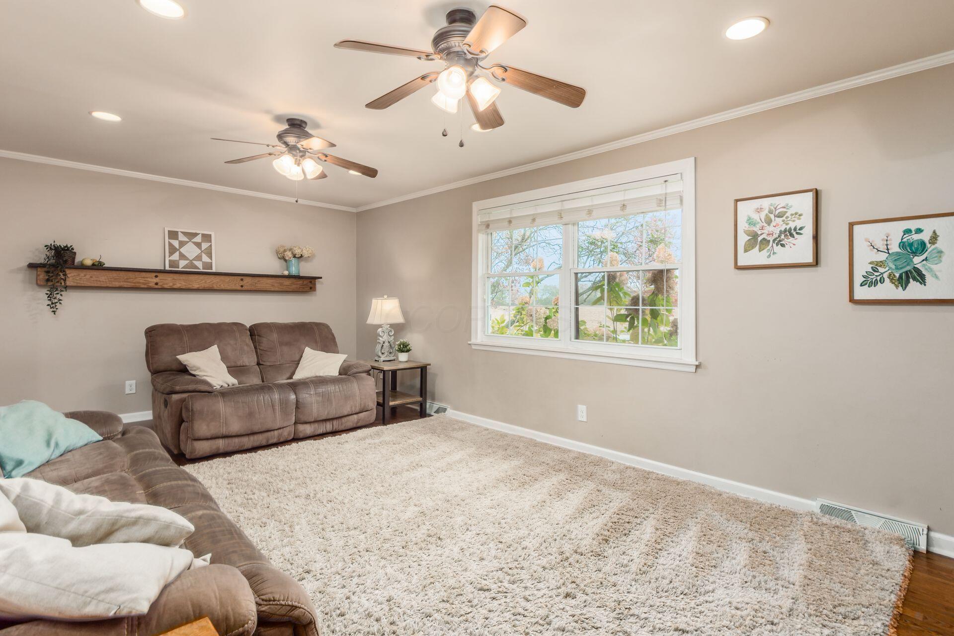 9221 London Road Property Photo 15