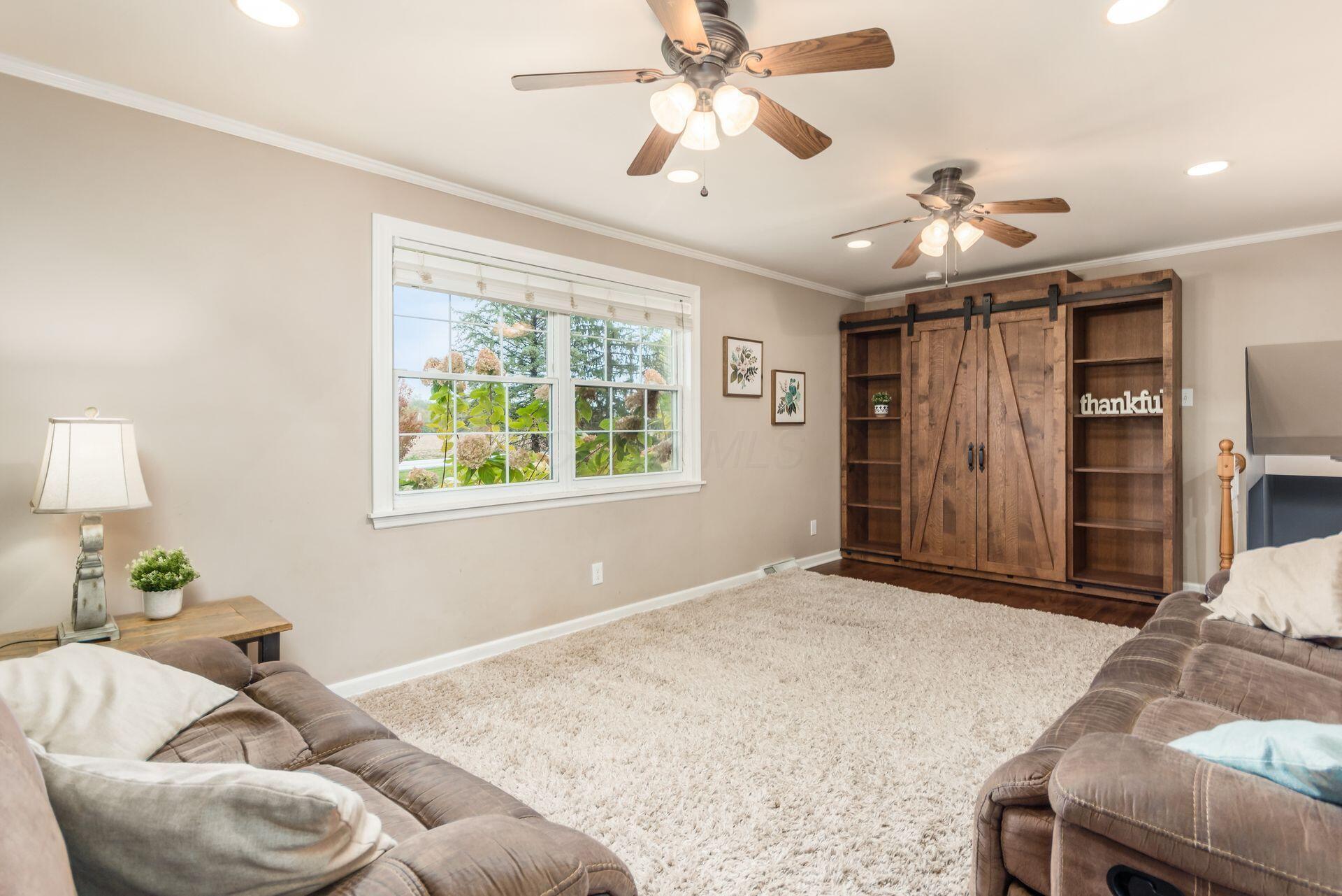 9221 London Road Property Photo 16