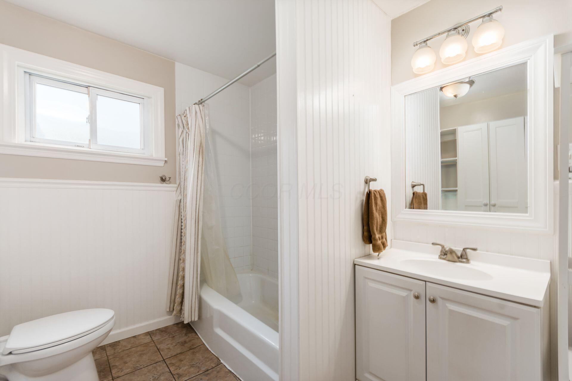 9221 London Road Property Photo 24