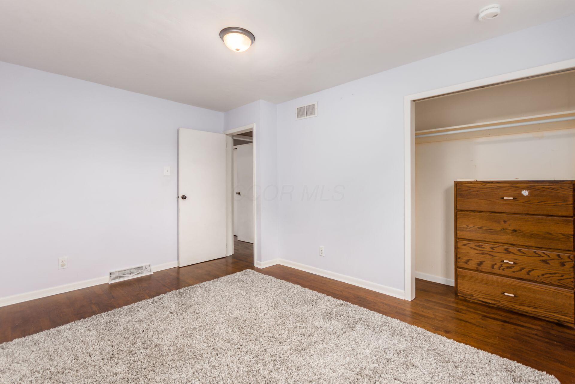 9221 London Road Property Photo 28