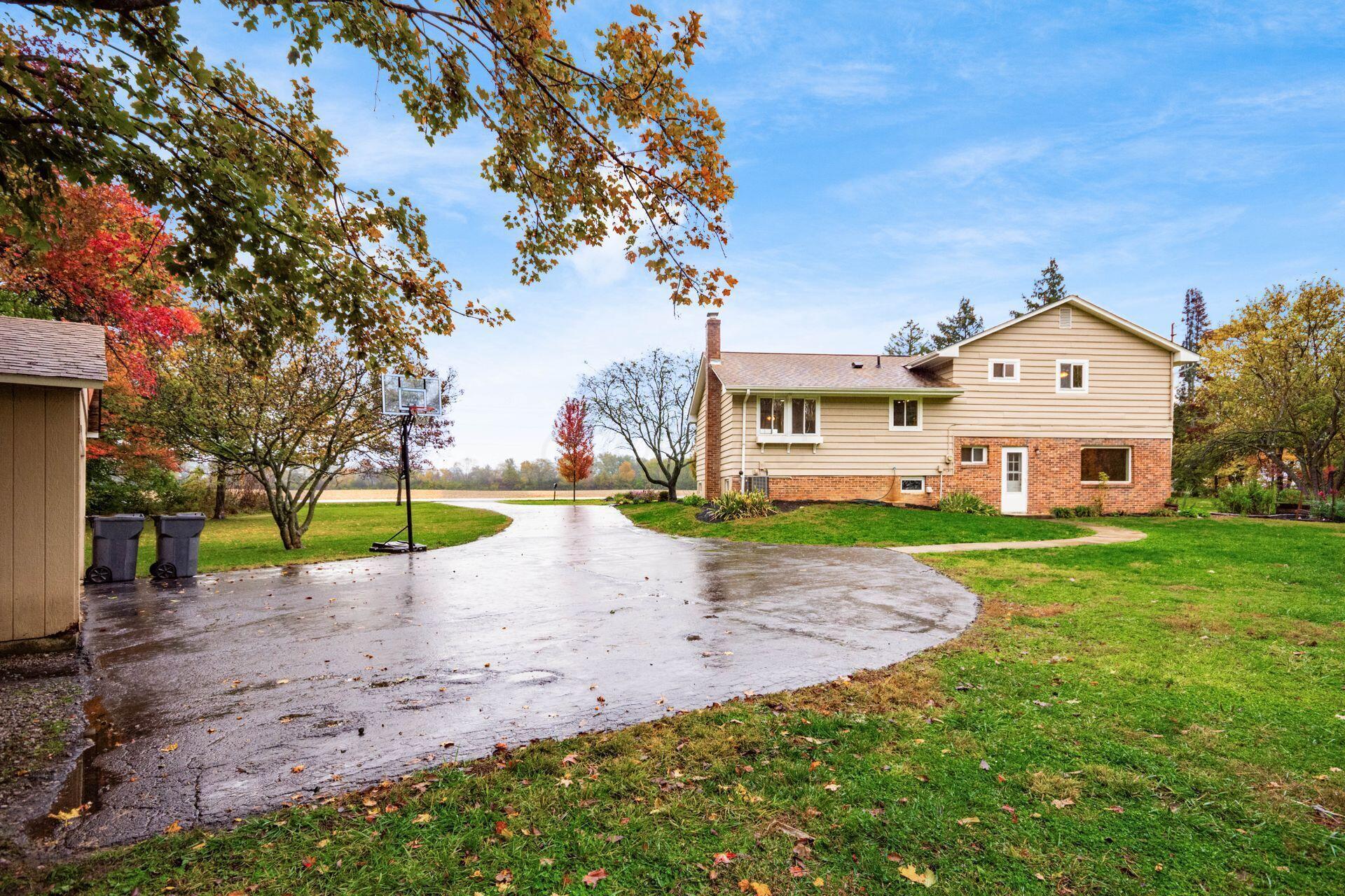 9221 London Road Property Photo 36