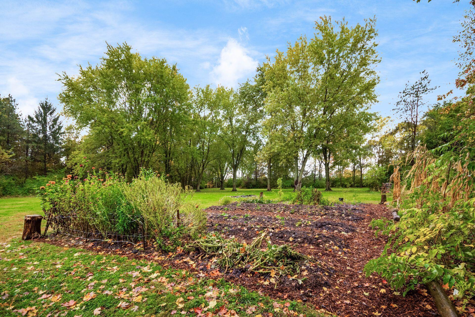 9221 London Road Property Photo 40