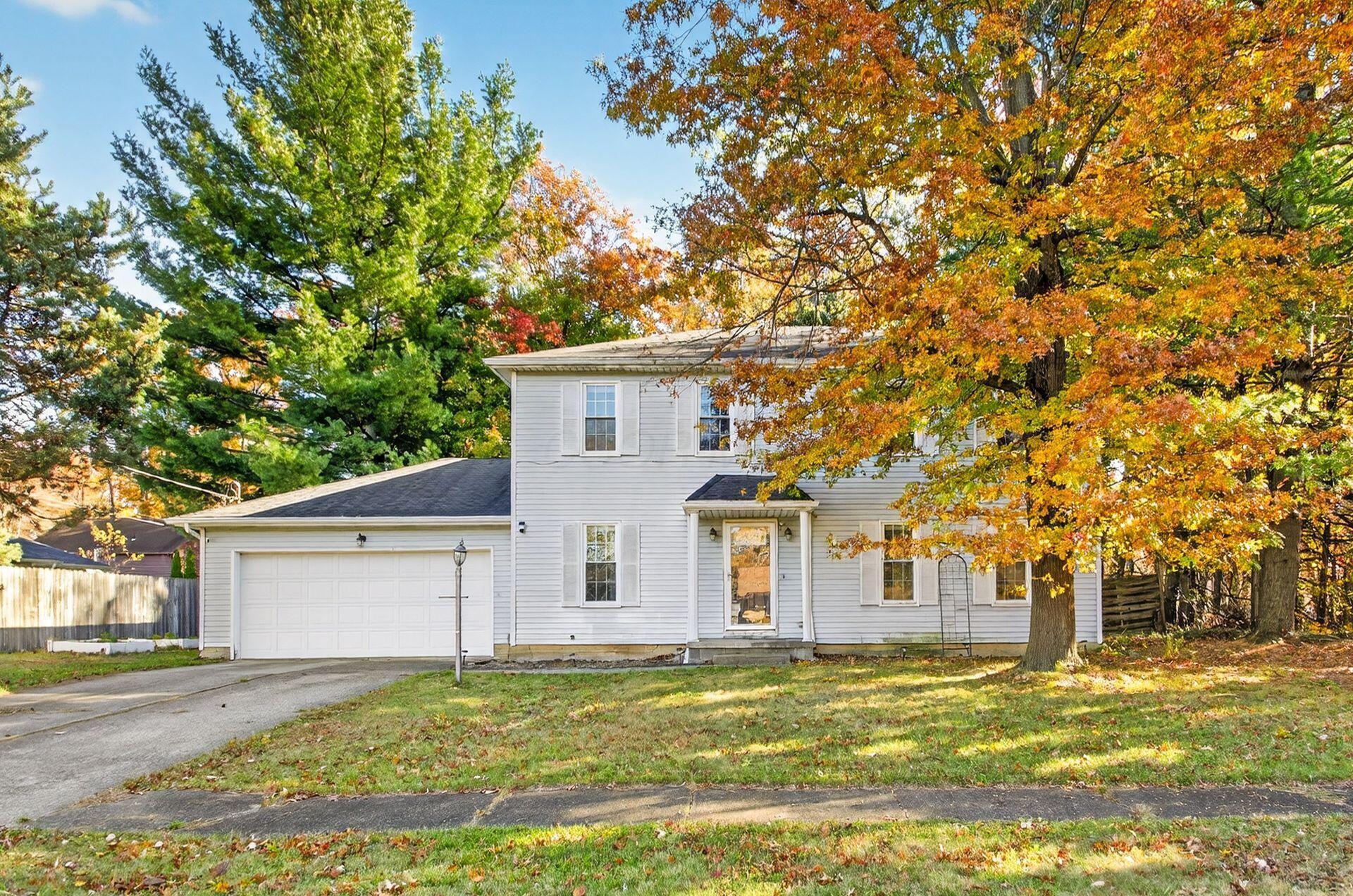 1501 Rolling Meadows Drive Property Photo 3
