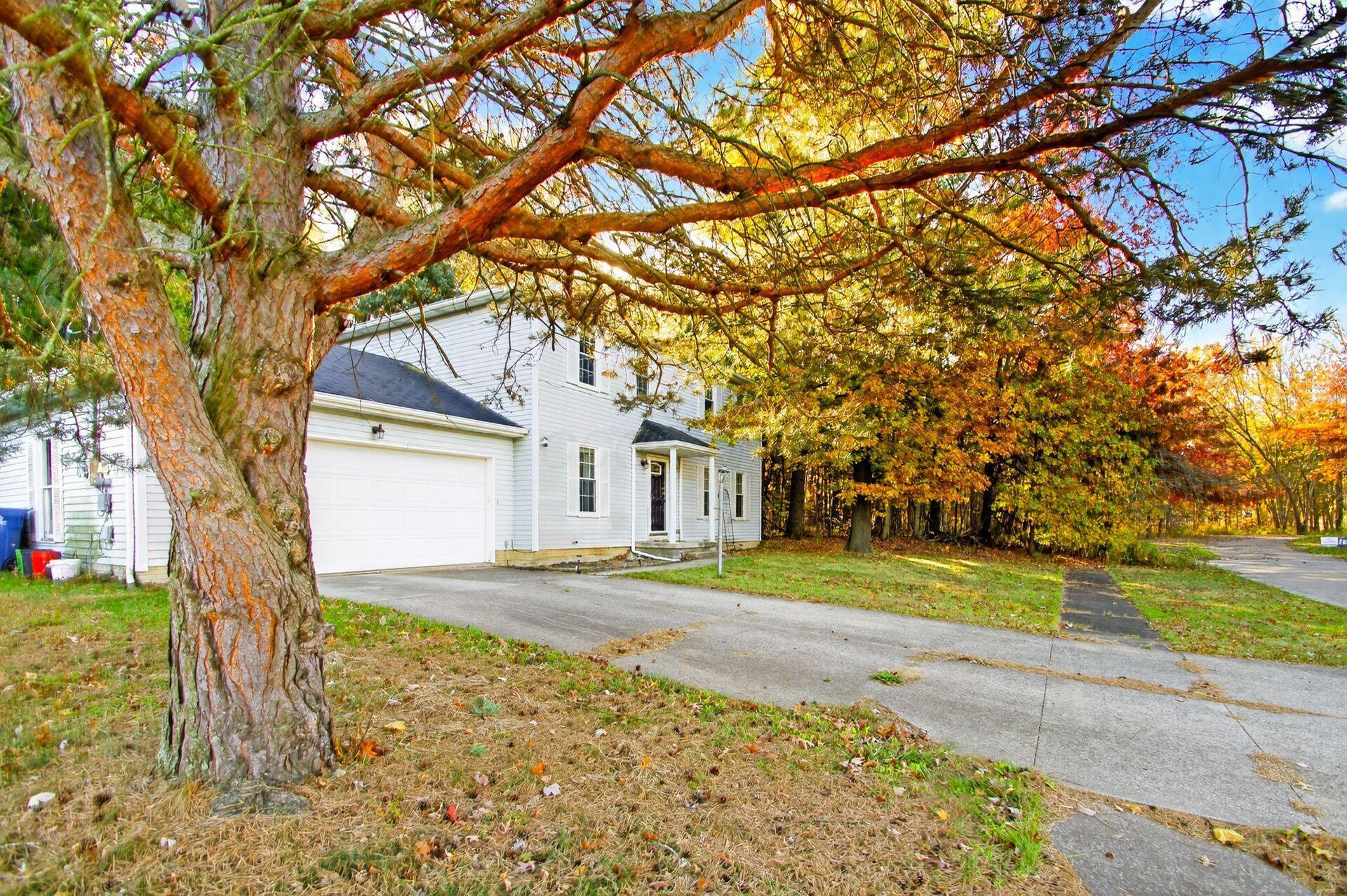 1501 Rolling Meadows Drive Property Photo 7