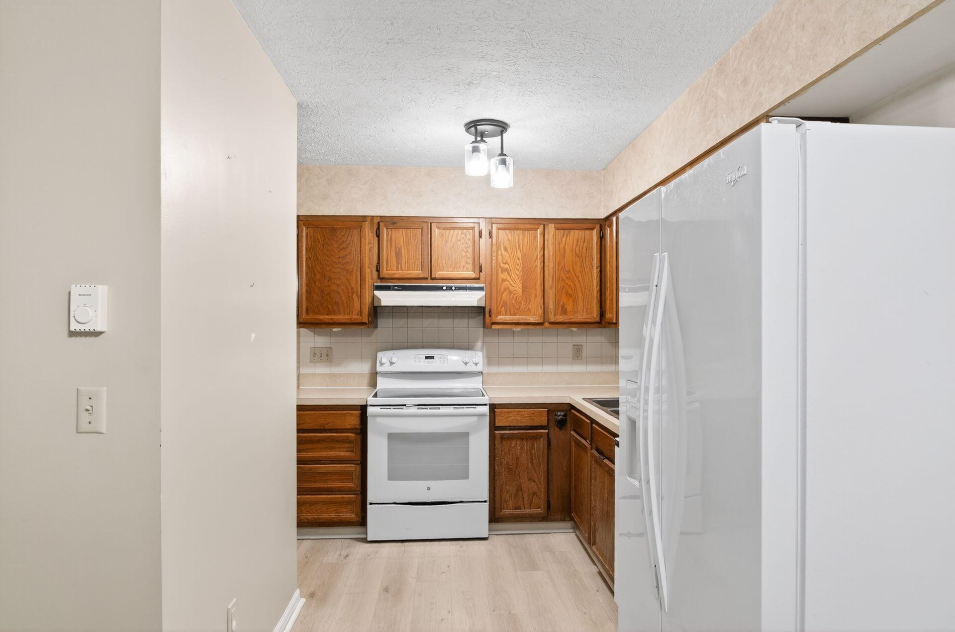 1501 Rolling Meadows Drive Property Photo 19
