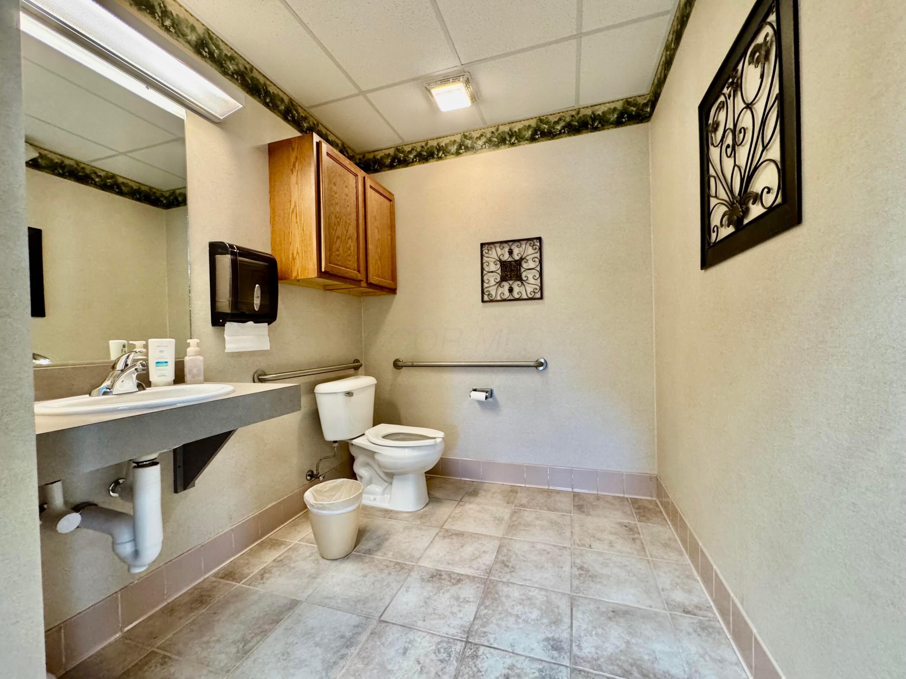 5004 Hoover Road Property Photo 14