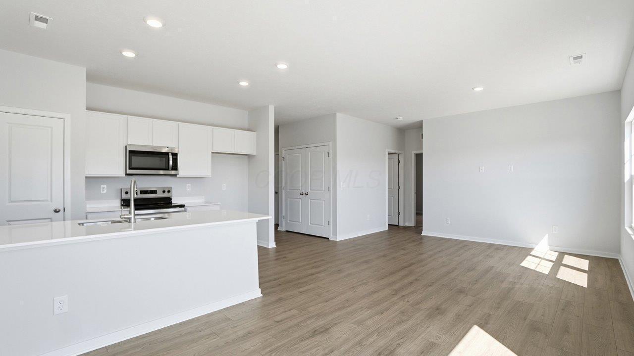 962 Sherwood Loop Property Photo 10