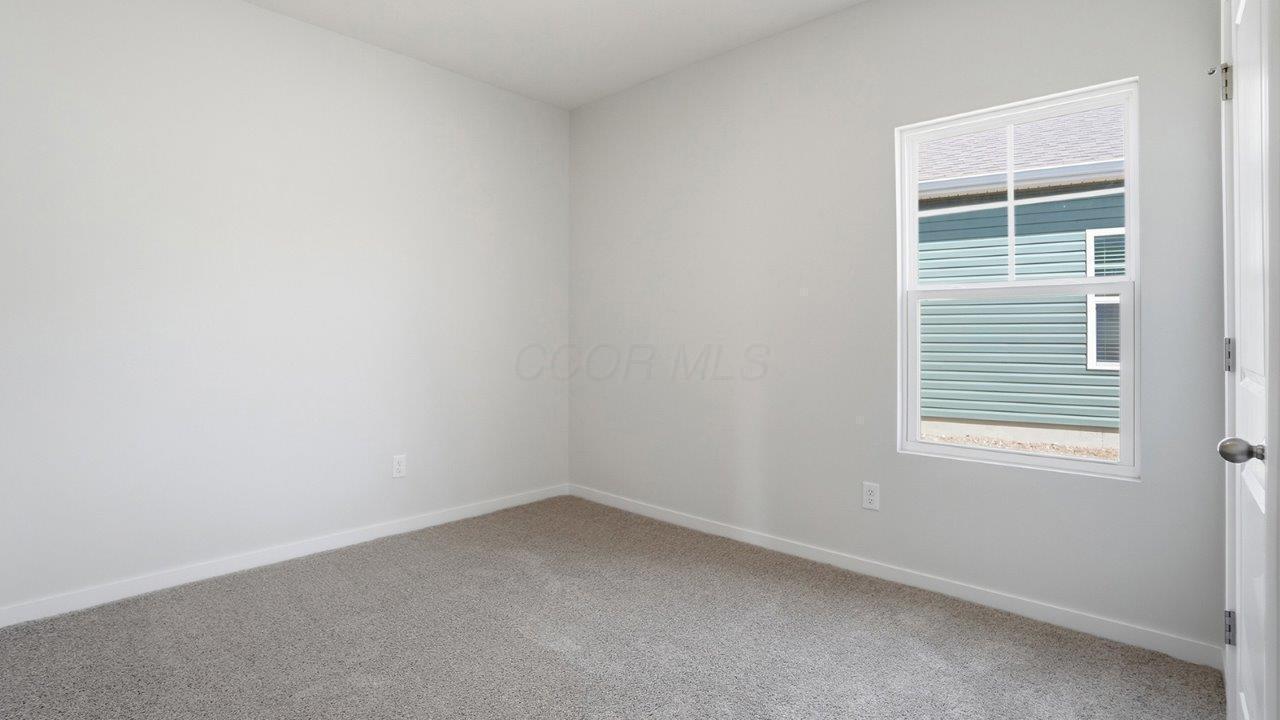 962 Sherwood Loop Property Photo 22