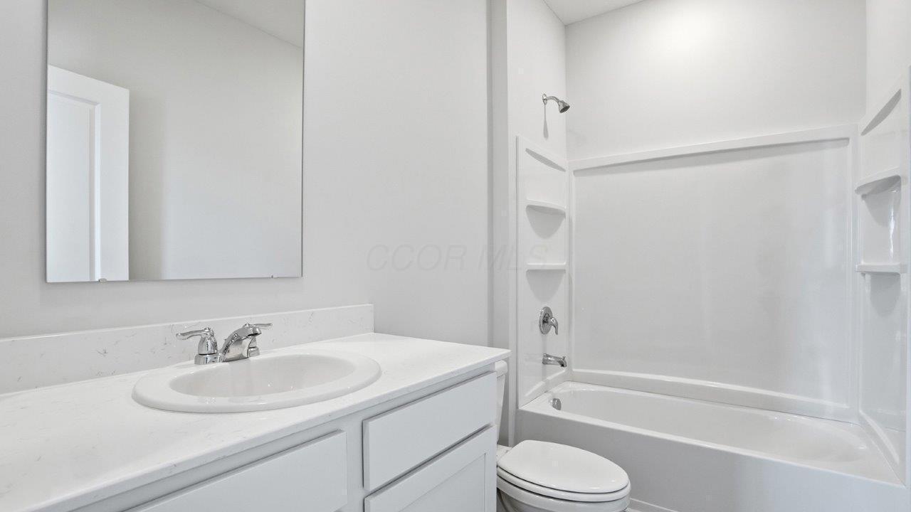 962 Sherwood Loop Property Photo 25