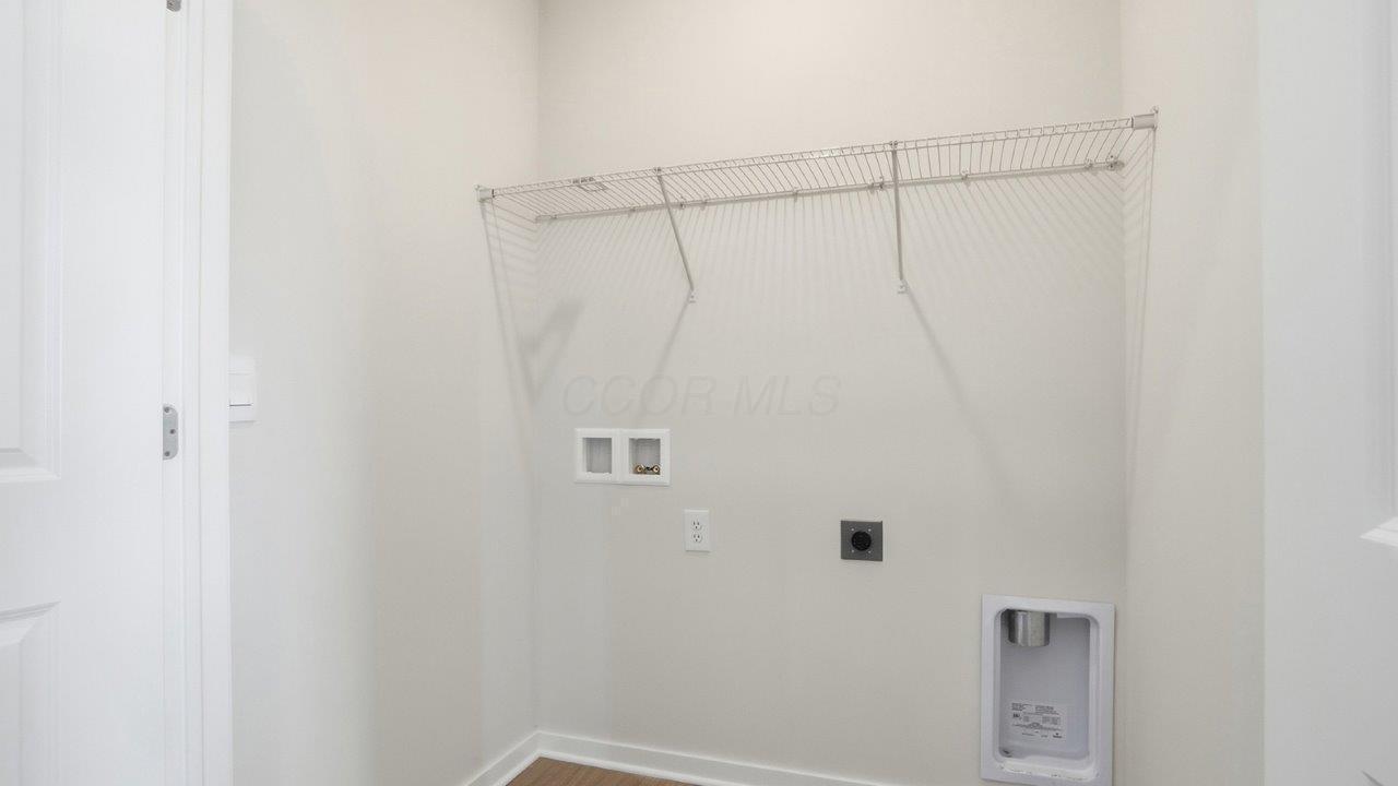 962 Sherwood Loop Property Photo 30