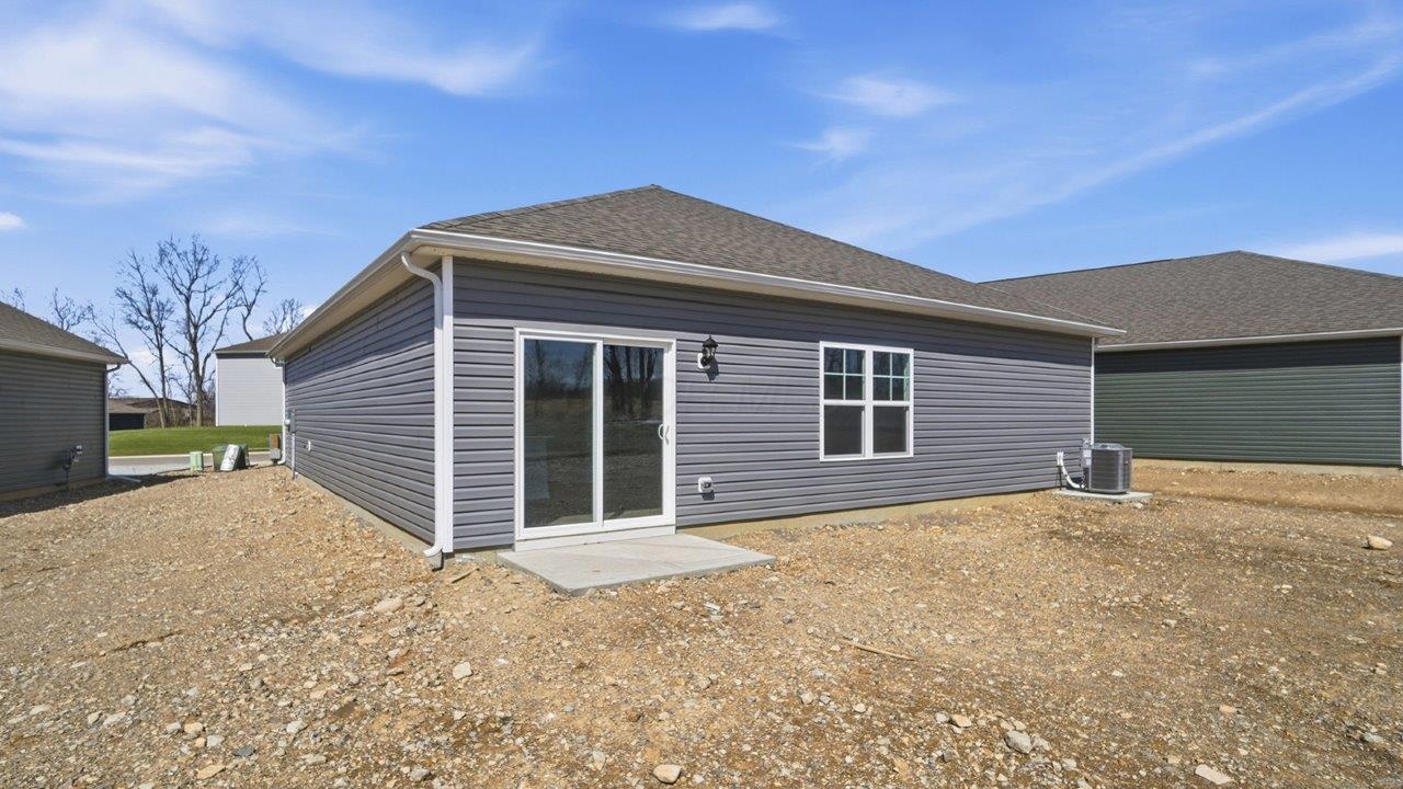 962 Sherwood Loop Property Photo 33
