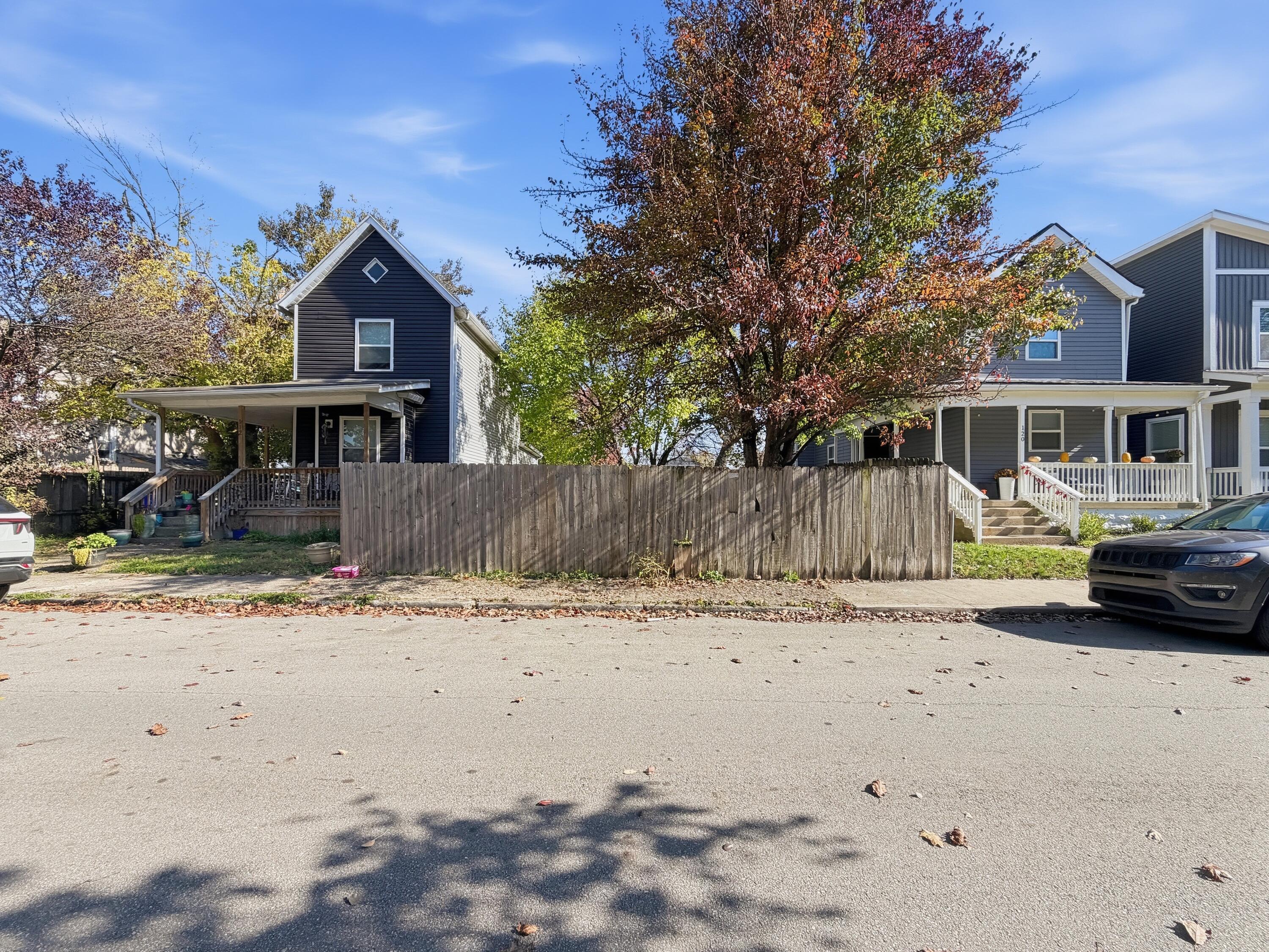 116 W Park Avenue Property Photo 1