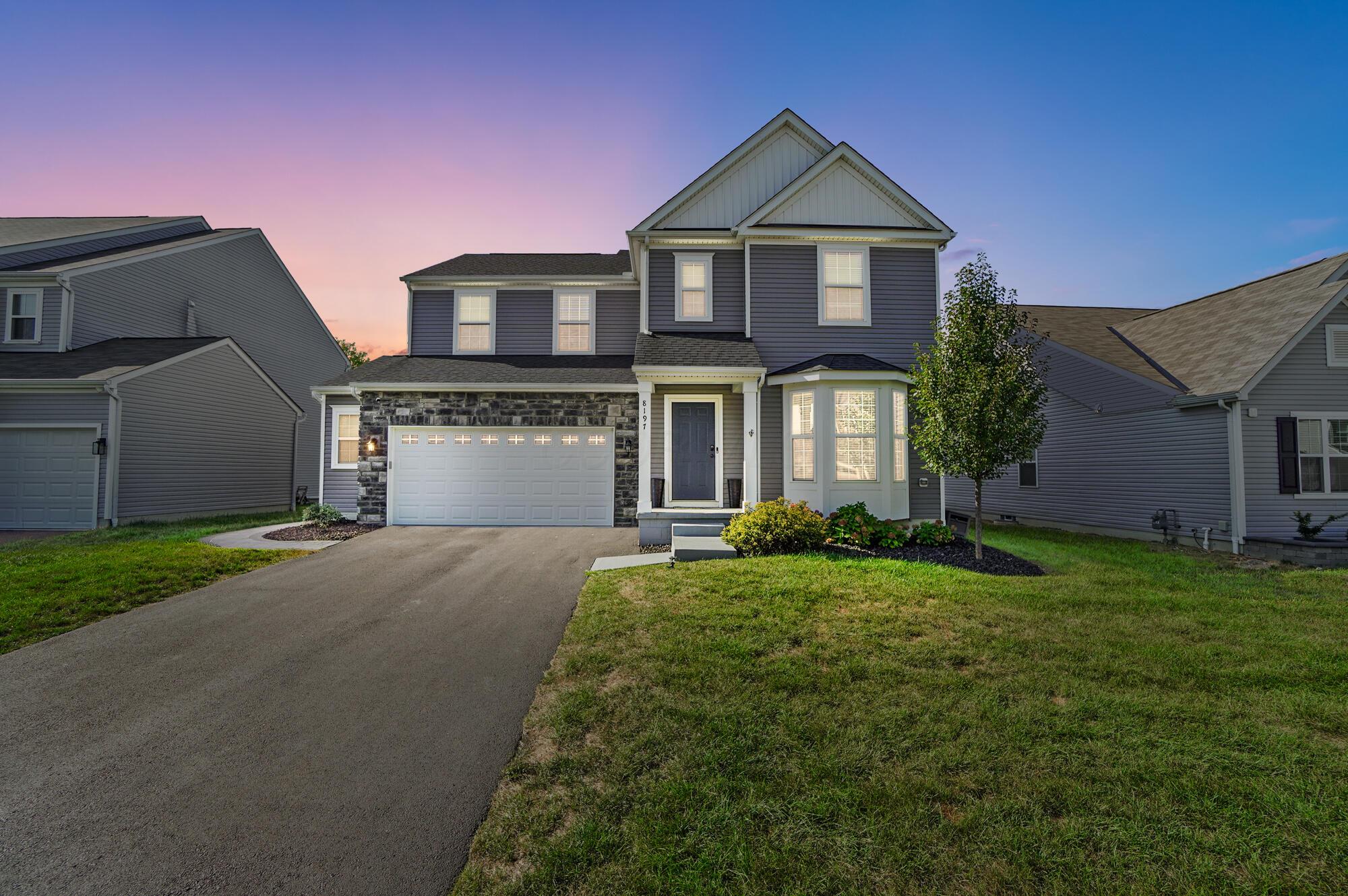 8197 Narrow Leaf Drive Property Photo 1