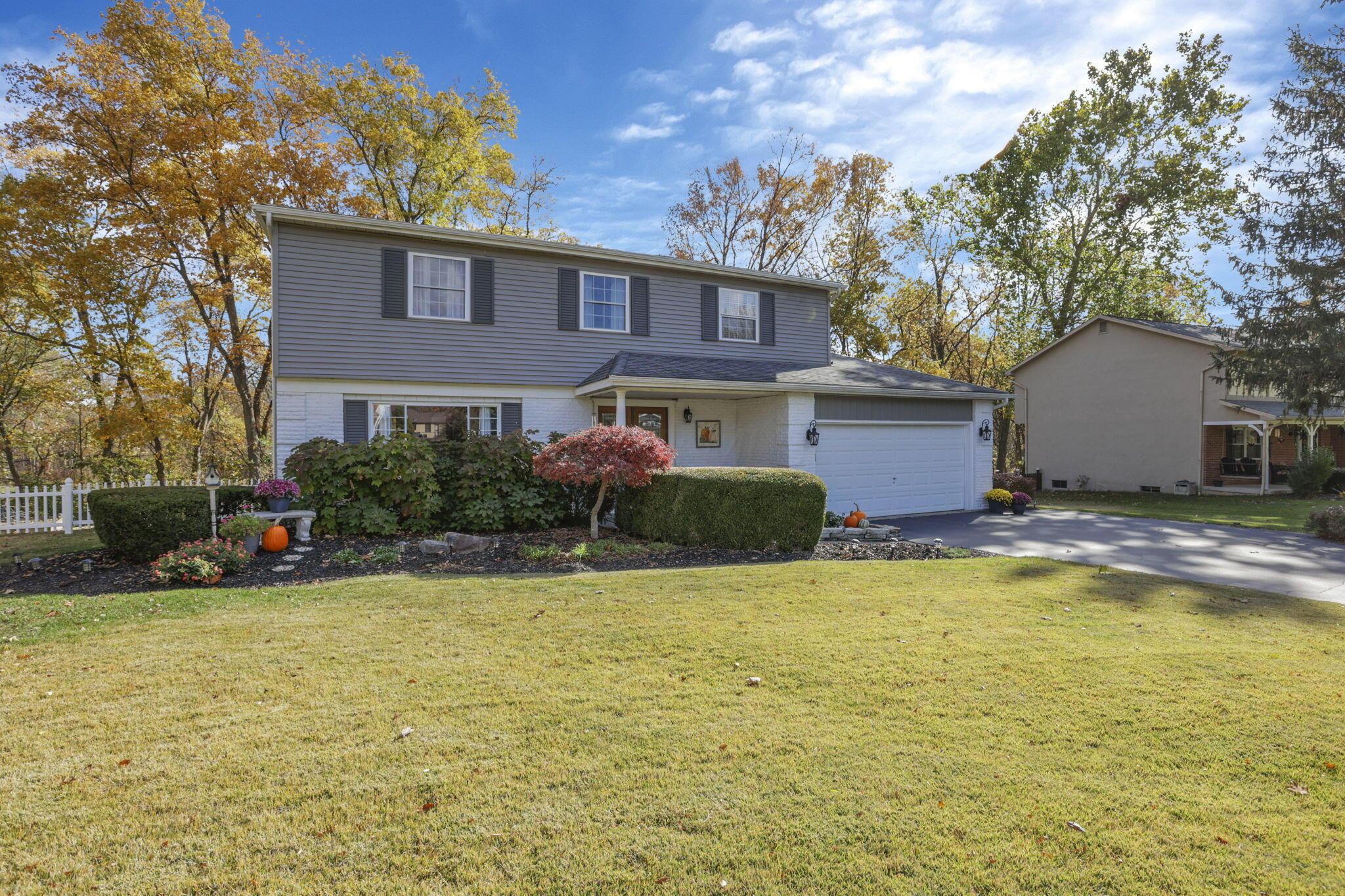 11280 Bridgeview Drive Property Photo 1