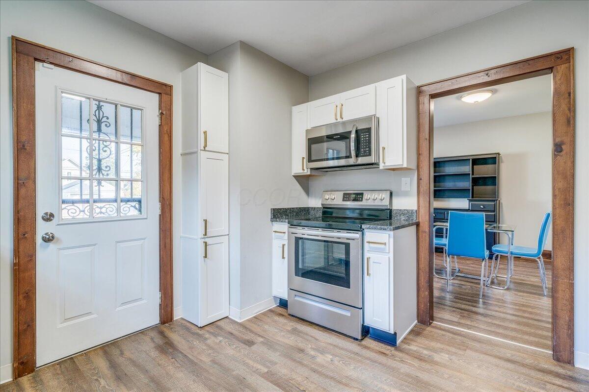 464 E Hinman Avenue Property Photo 11