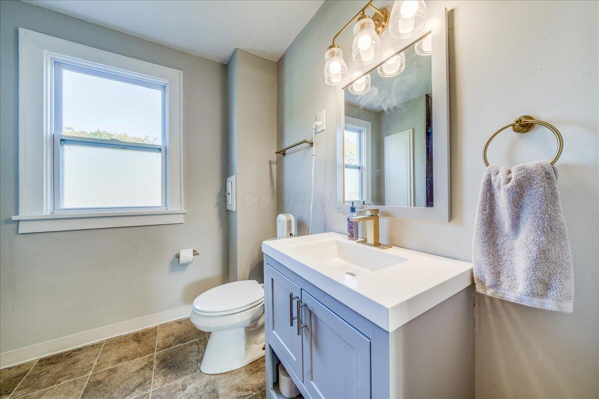 464 E Hinman Avenue Property Photo 21