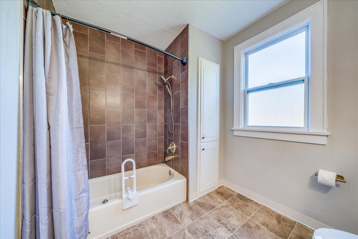 464 E Hinman Avenue Property Photo 23