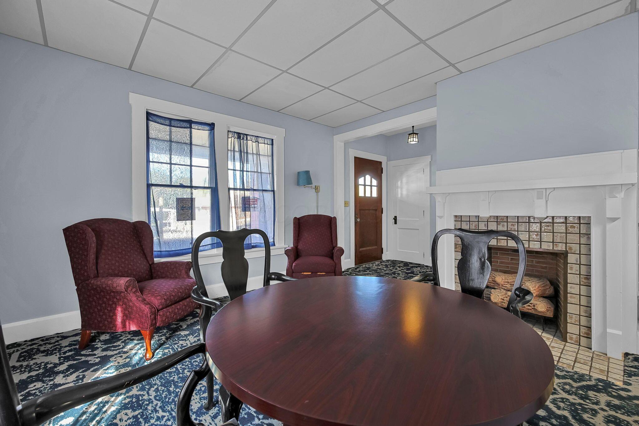 7449 E Main Street Property Photo 9