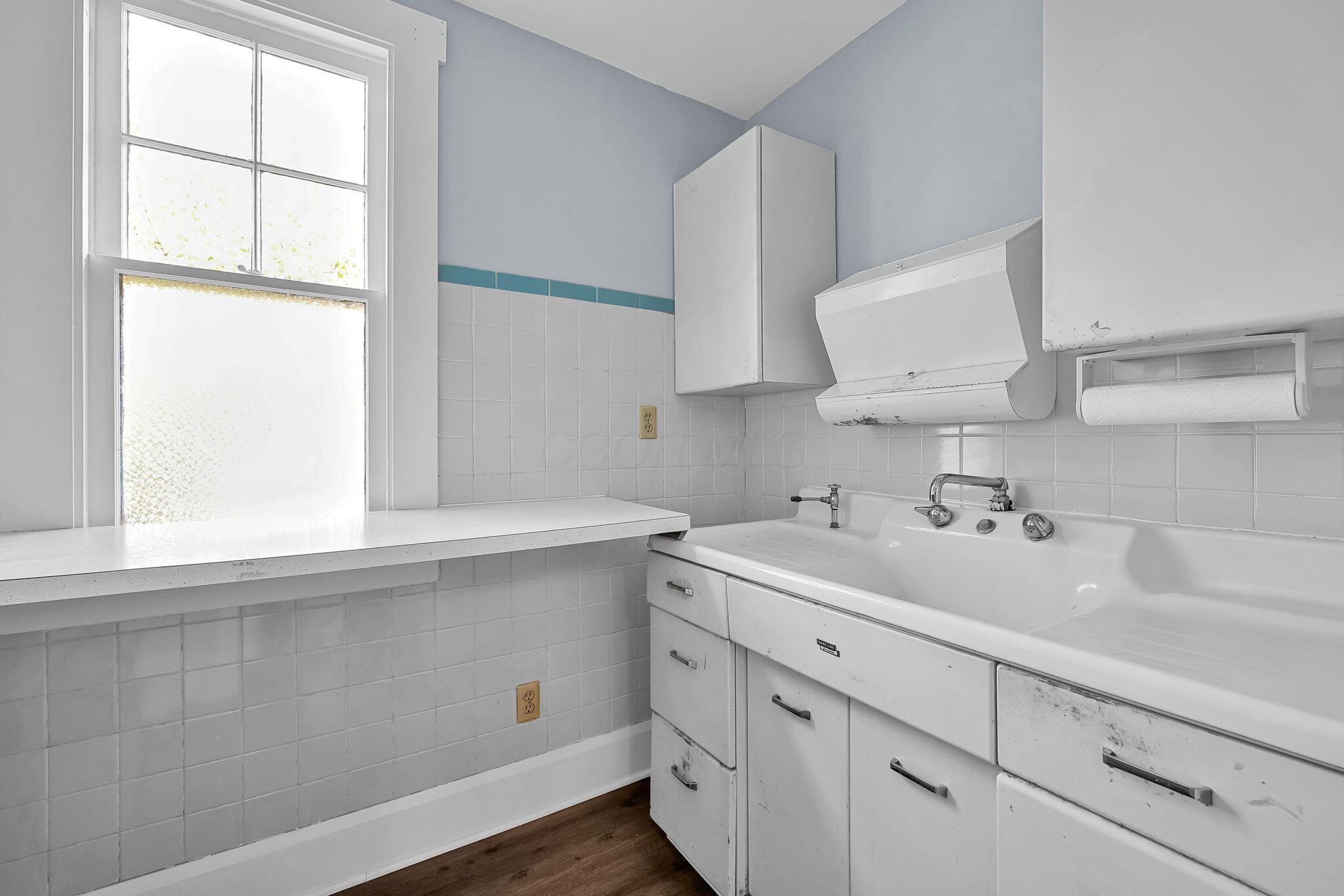 7449 E Main Street Property Photo 14