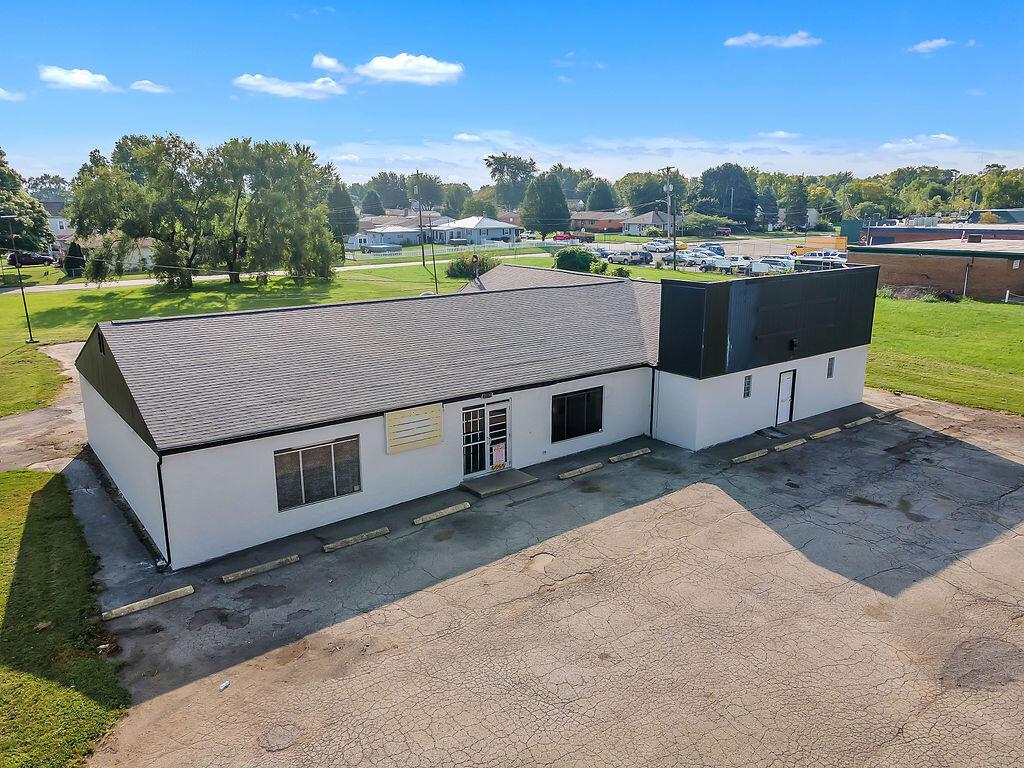 2880 S High Street Property Photo 2