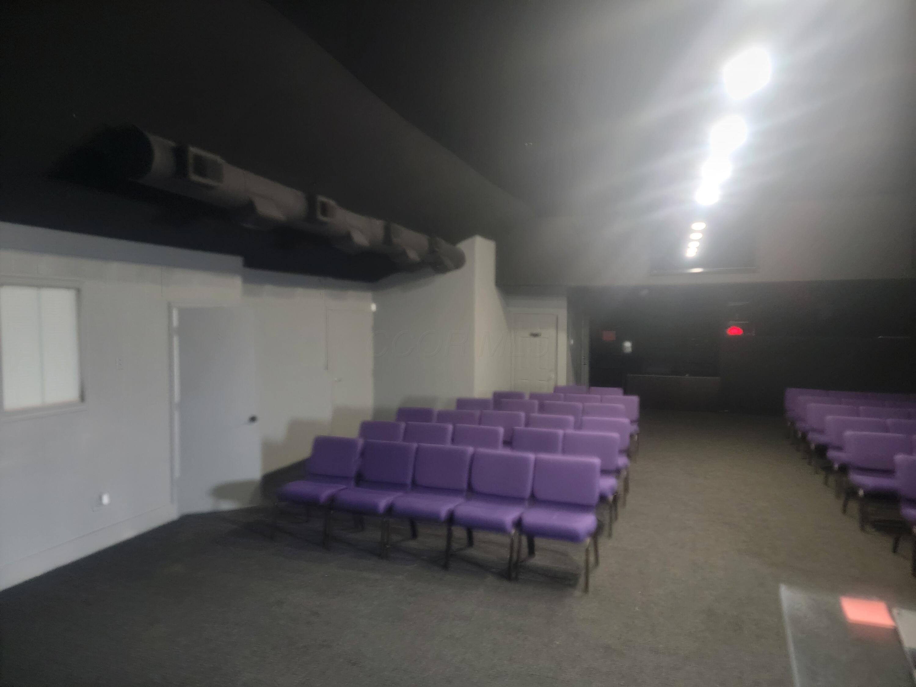 2880 S High Street Property Photo 10