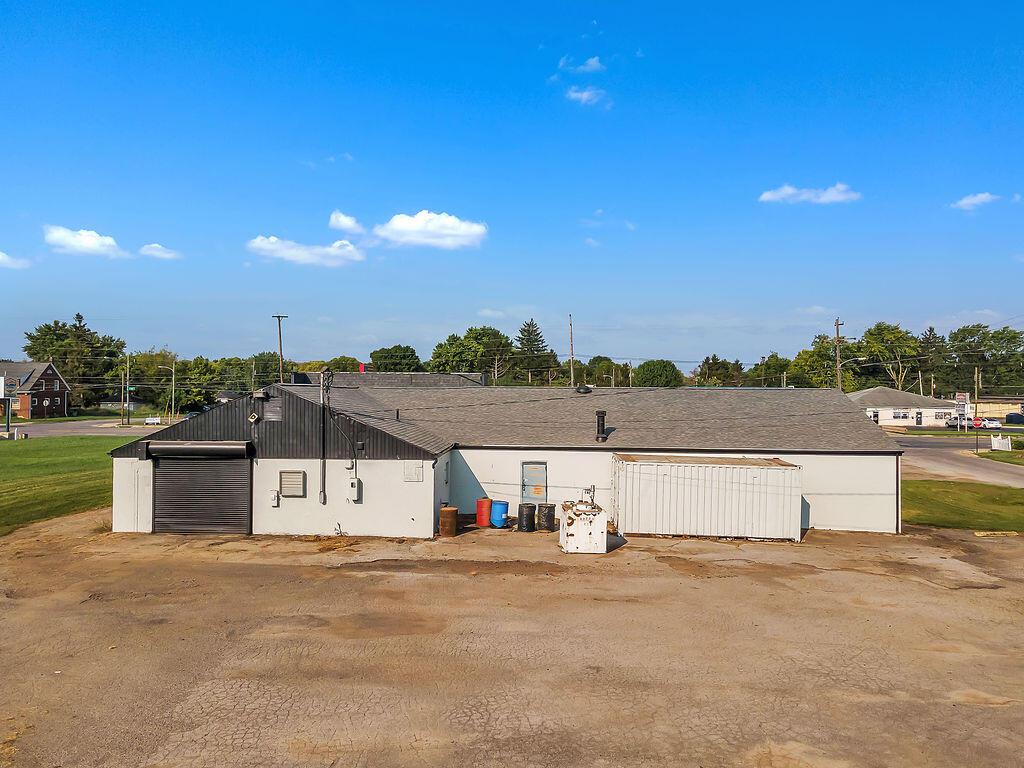 2880 S High Street Property Photo 23