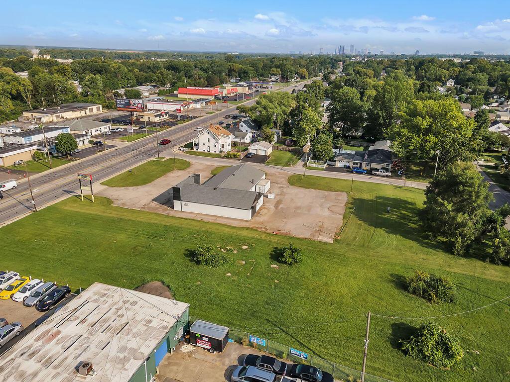 2880 S High Street Property Photo 38