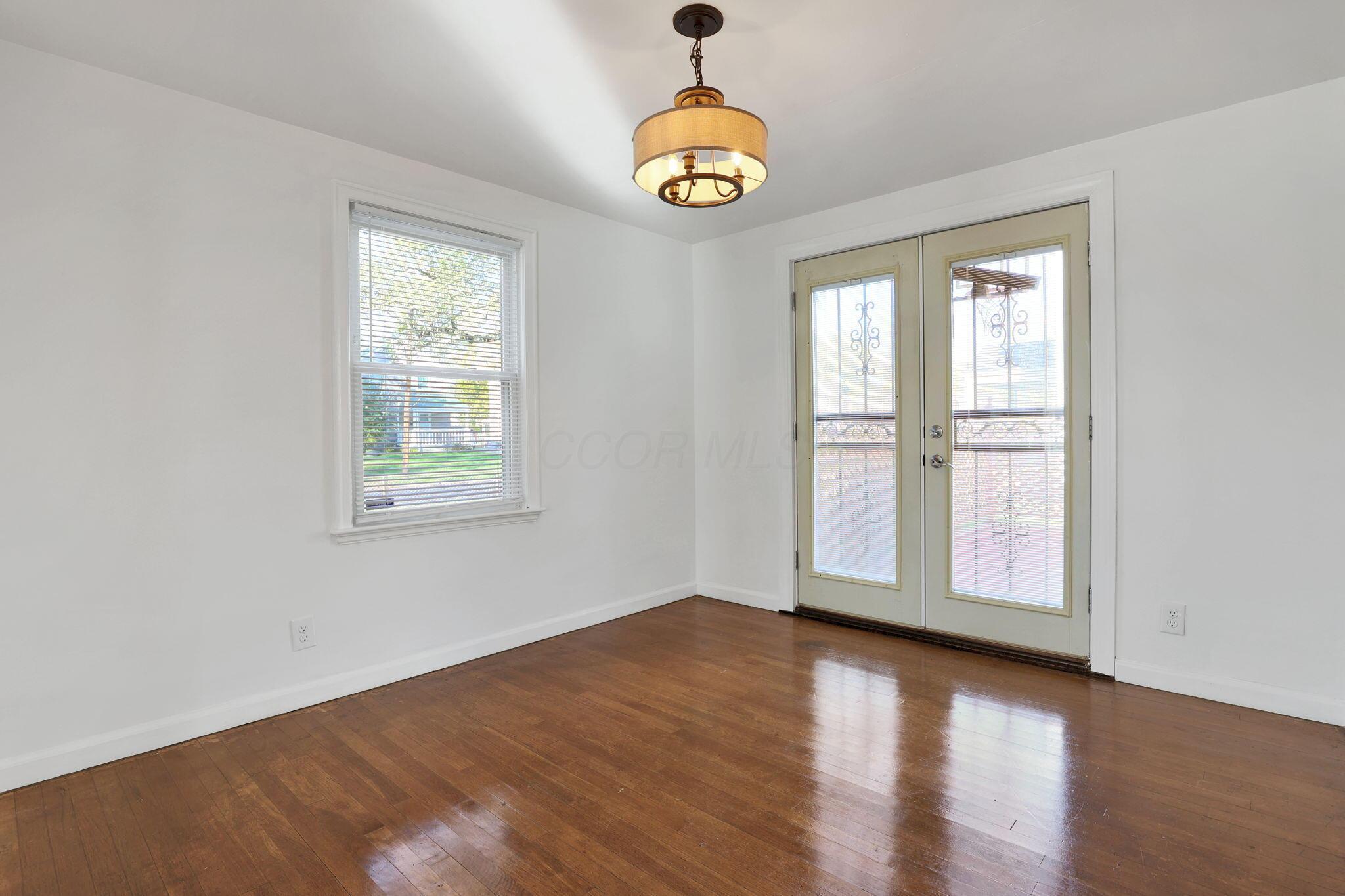 1938 Myrtle Avenue Property Photo 13