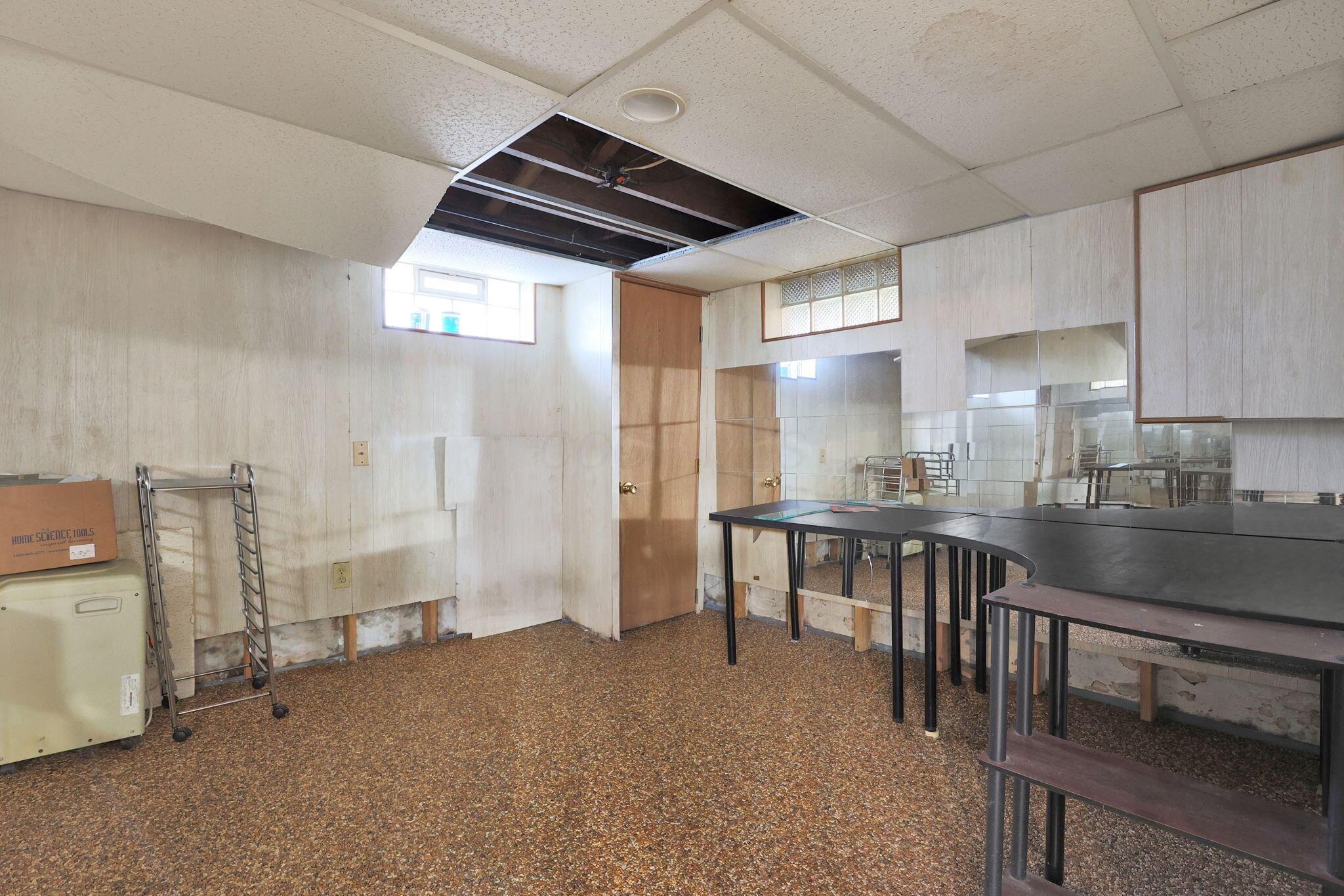 1938 Myrtle Avenue Property Photo 29