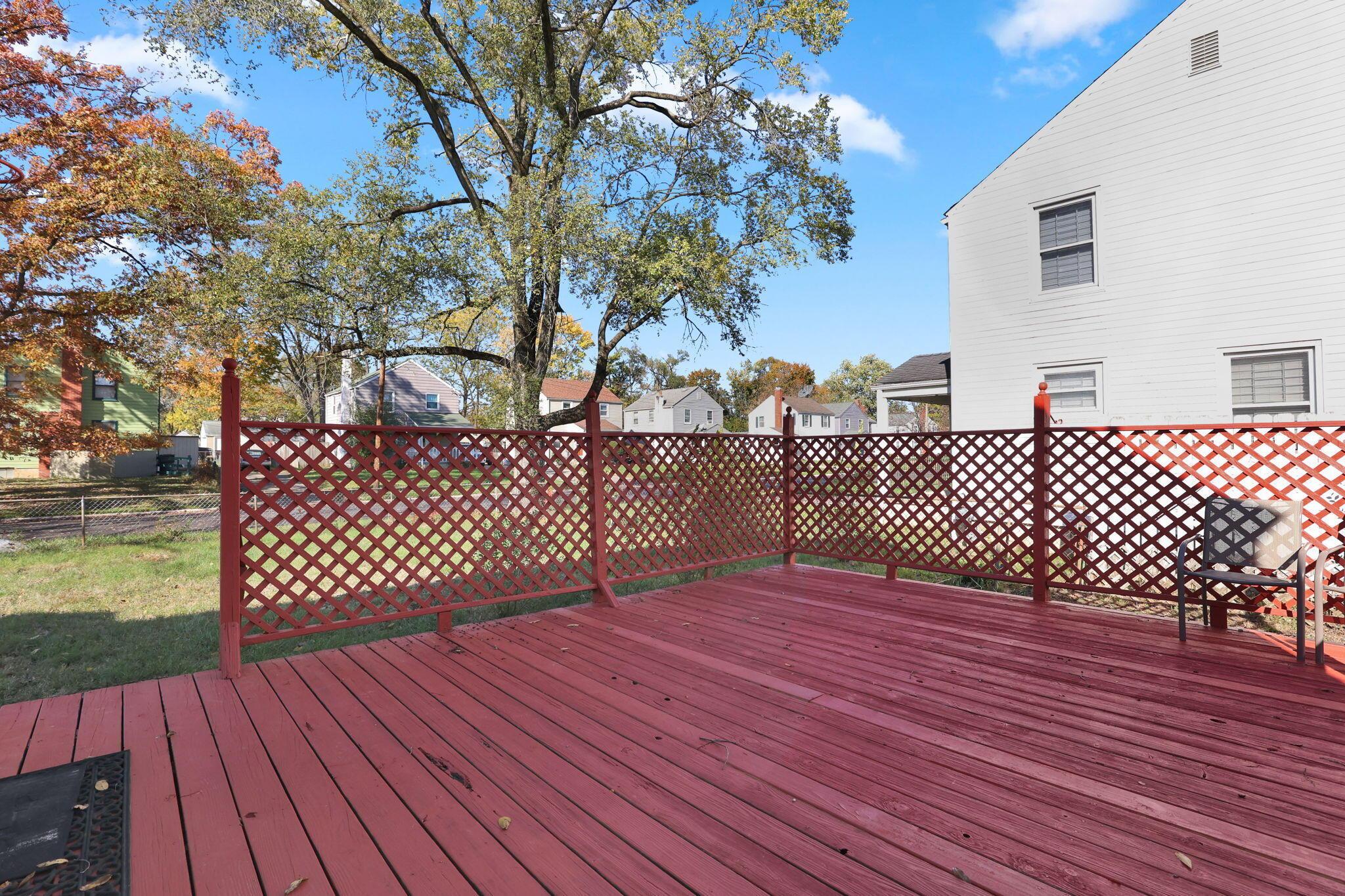 1938 Myrtle Avenue Property Photo 31