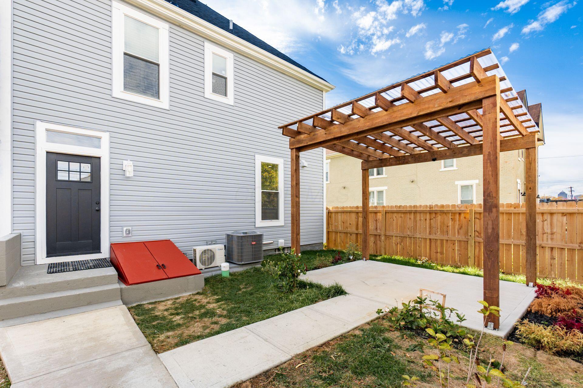 1138 Mount Vernon Avenue Property Photo 49