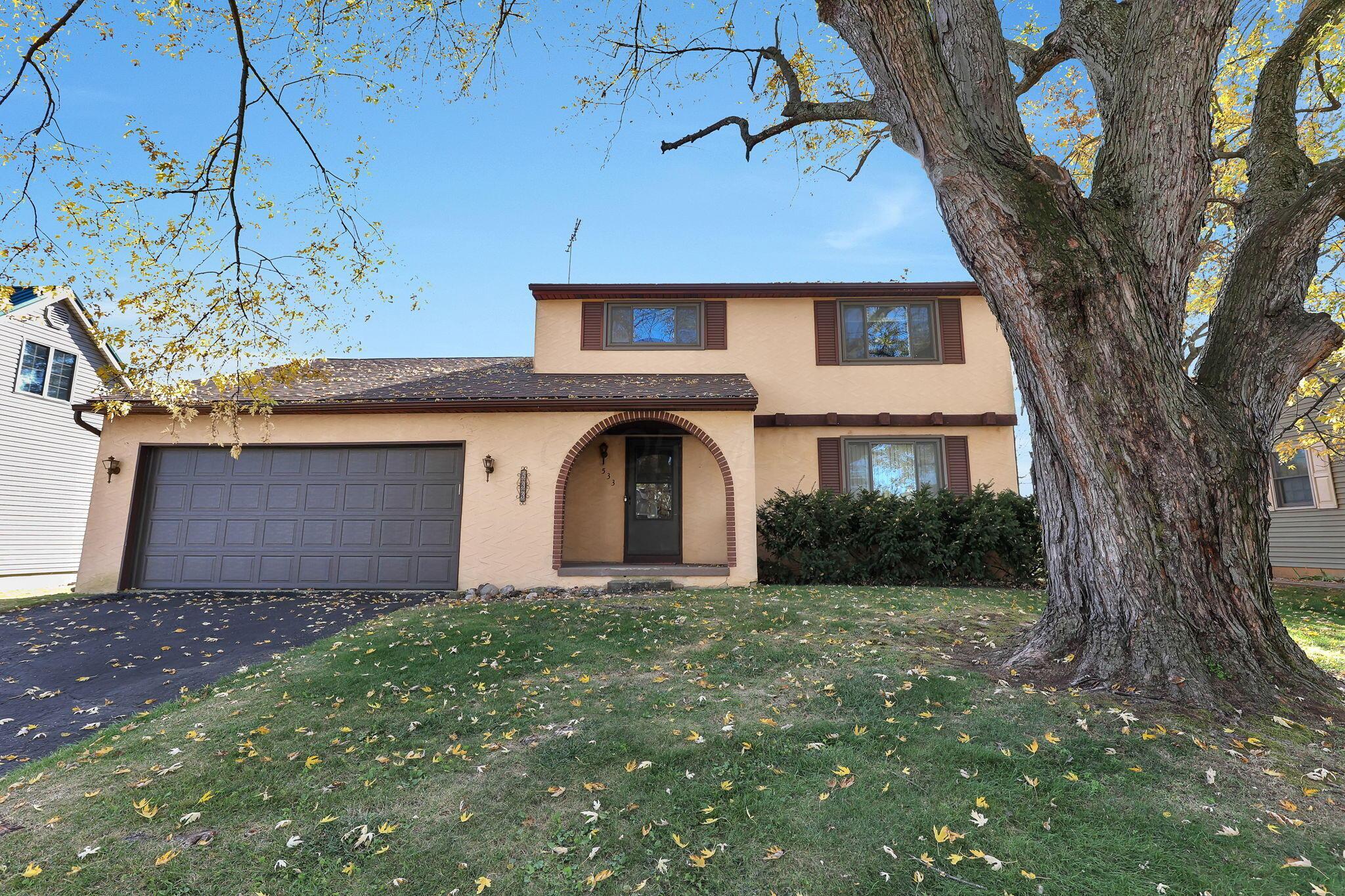 533 Douglas Drive Property Photo 1